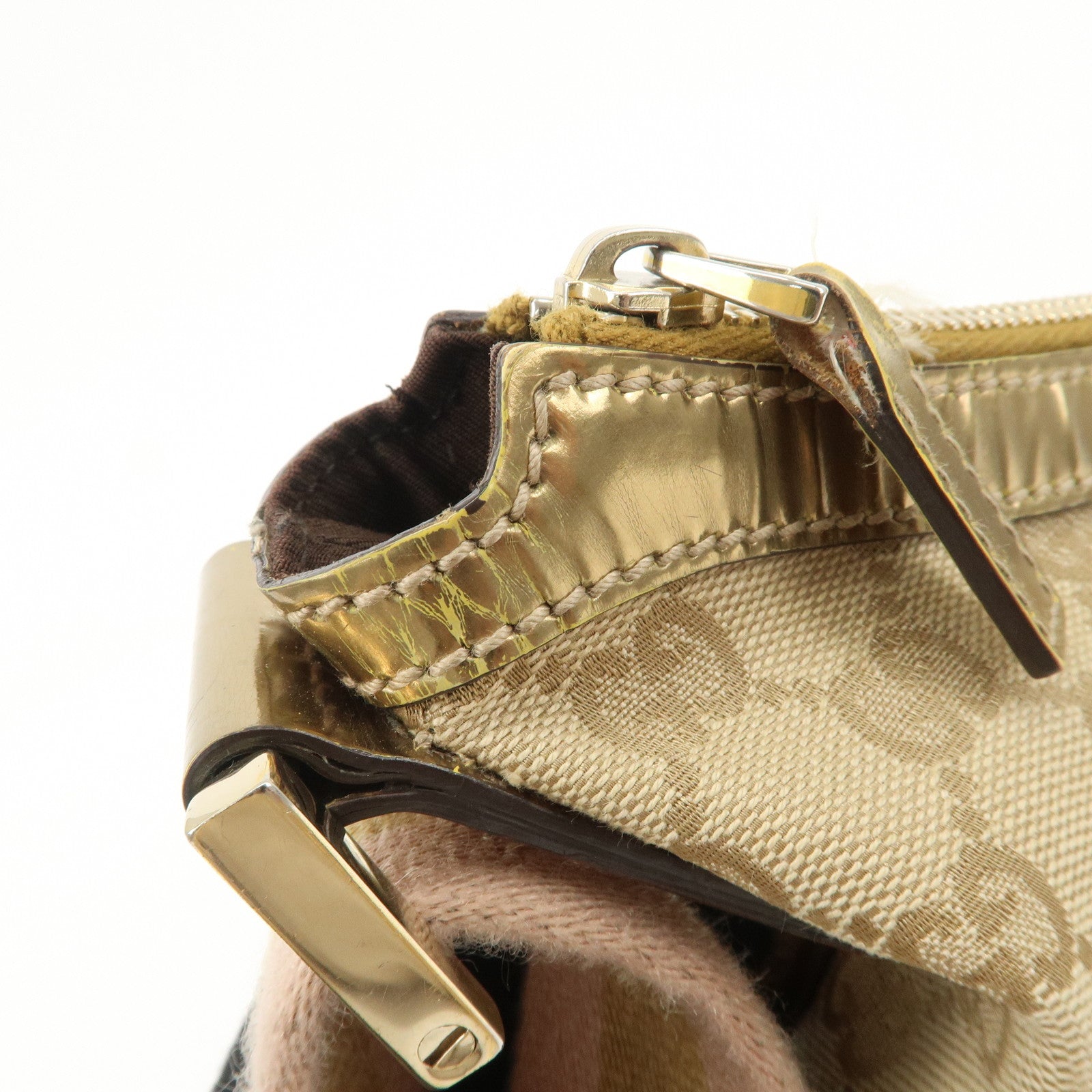 GUCCI GG Canvas Patent Leather Shoulder Bag Beige Gold 181092 Used