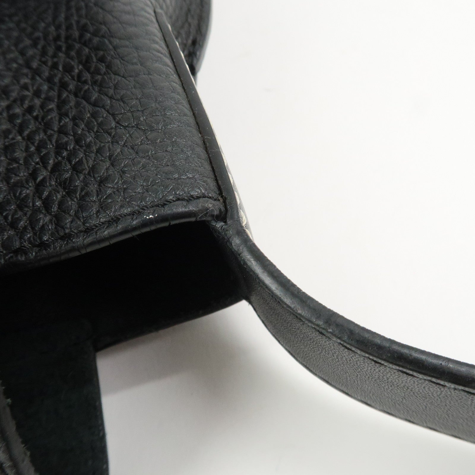 LOEWE Anagram Logo Leather Shoulder Bag Crossbody Bag Black