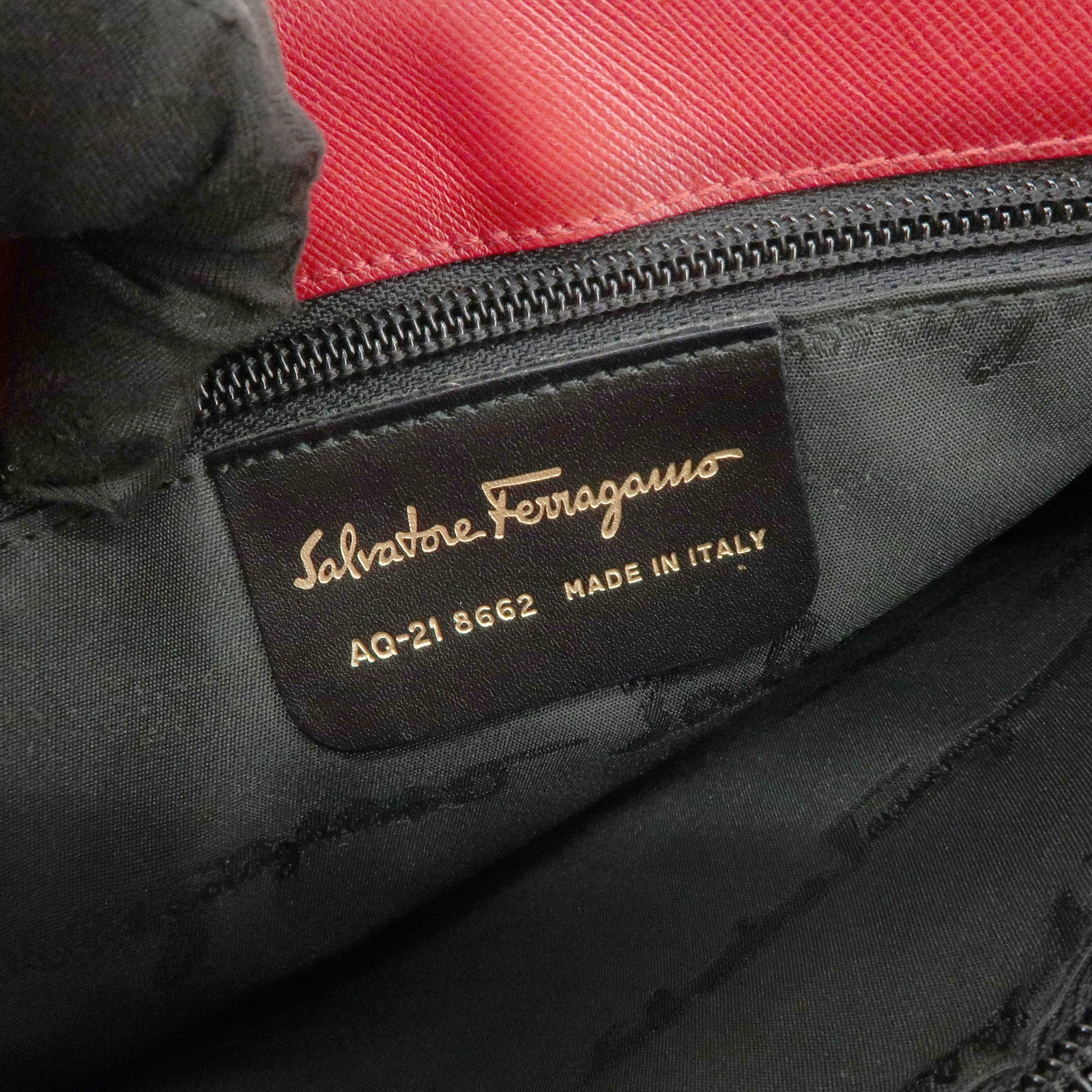 Ferragamo Gancini Leather Shoulder Bag Hand Bag Red