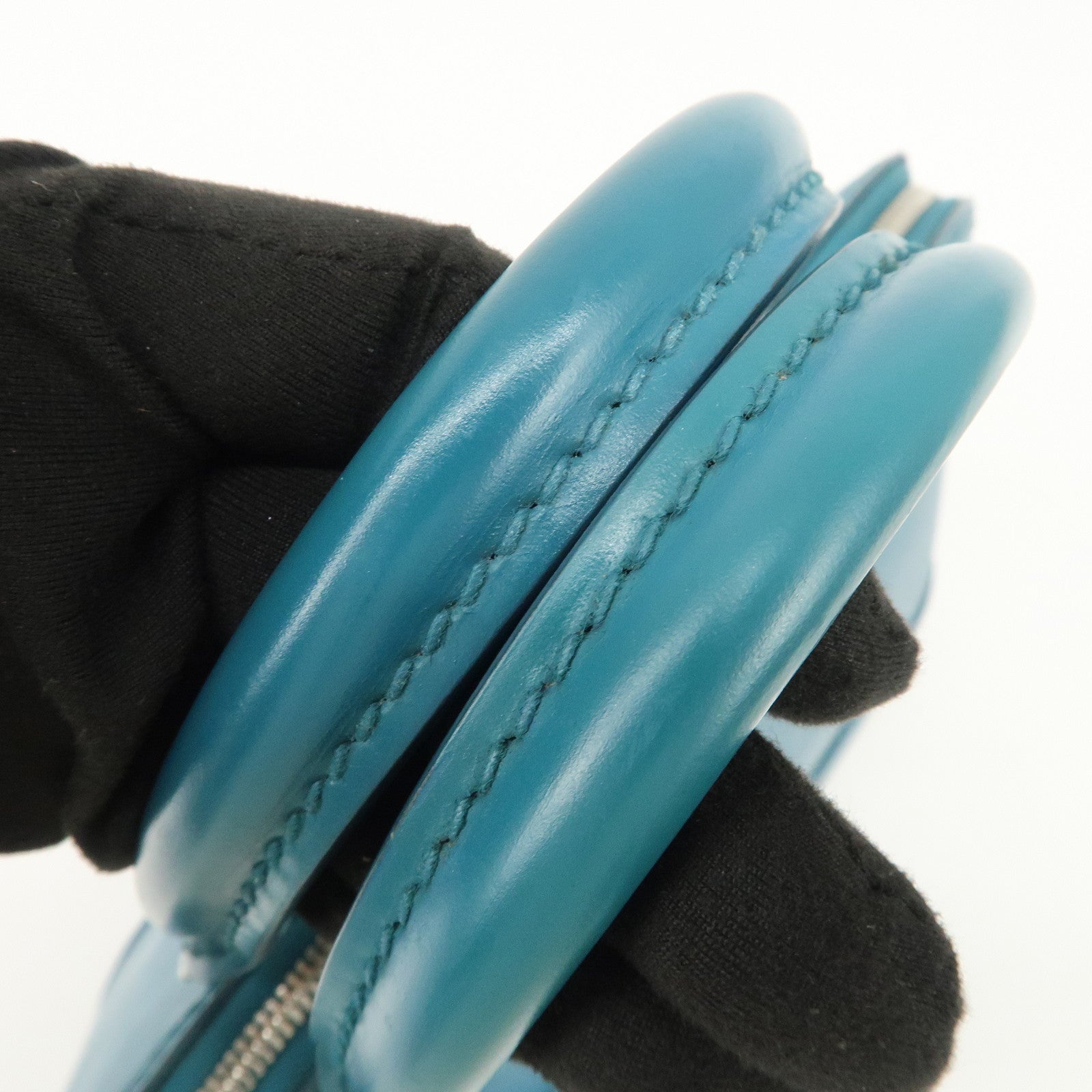 Louis Vuitton Epi Alma PM Hand Bag Cyan Blue M40624