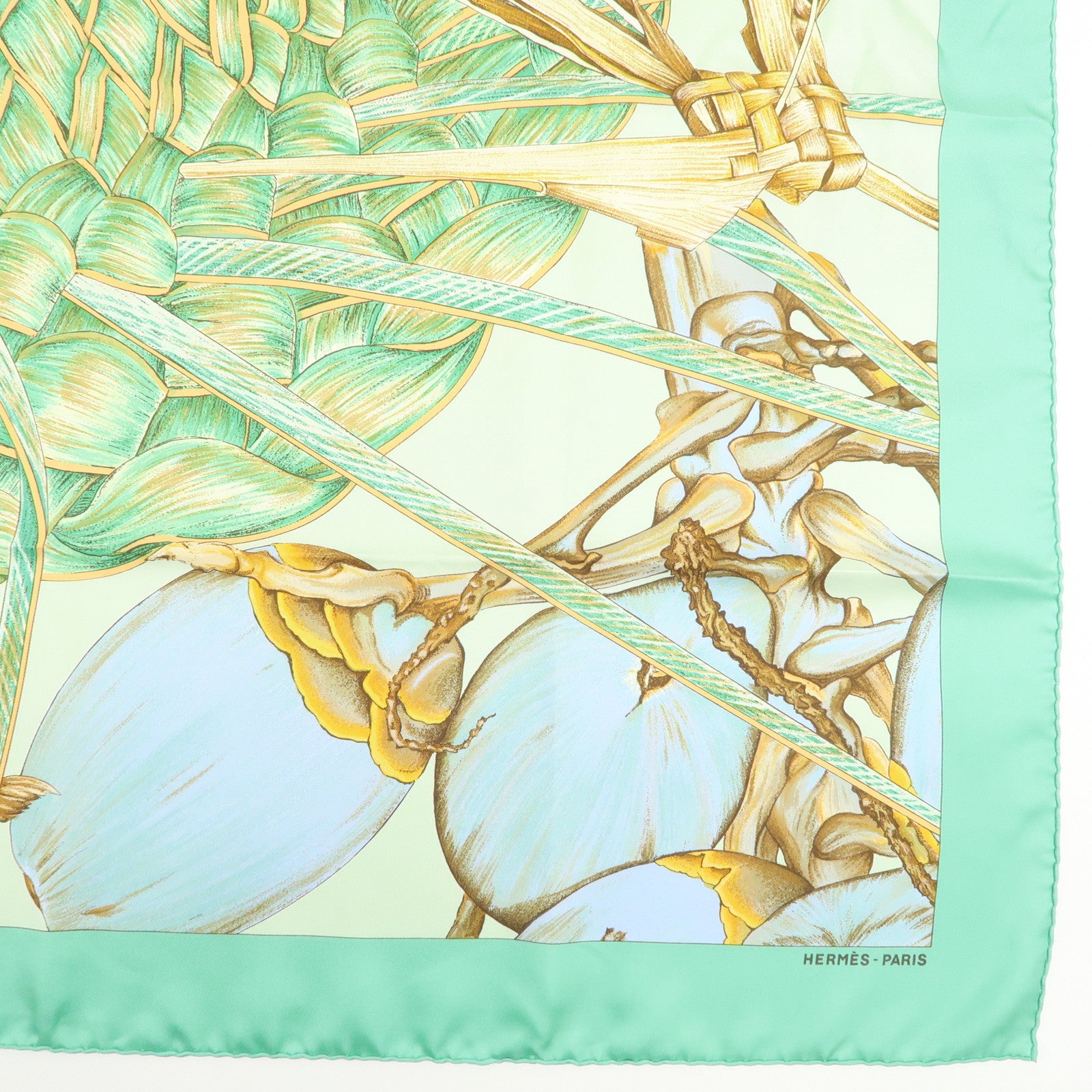 Carre 90 Silk 100% Scarf Jardin Creole Light Green Light Green