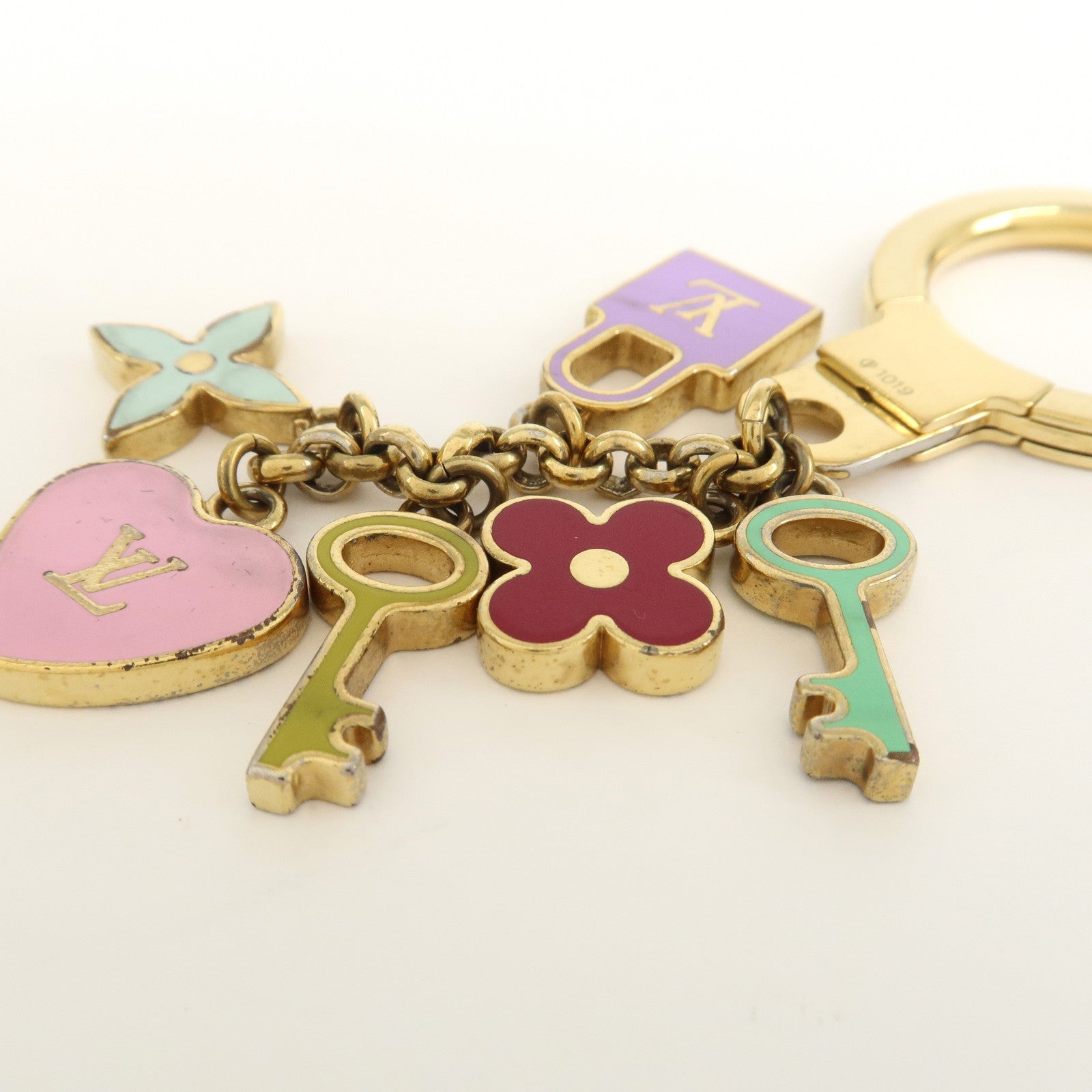 Louis Vuitton Portefeuille Clテゥs Pretty Charm Key Holder M66145