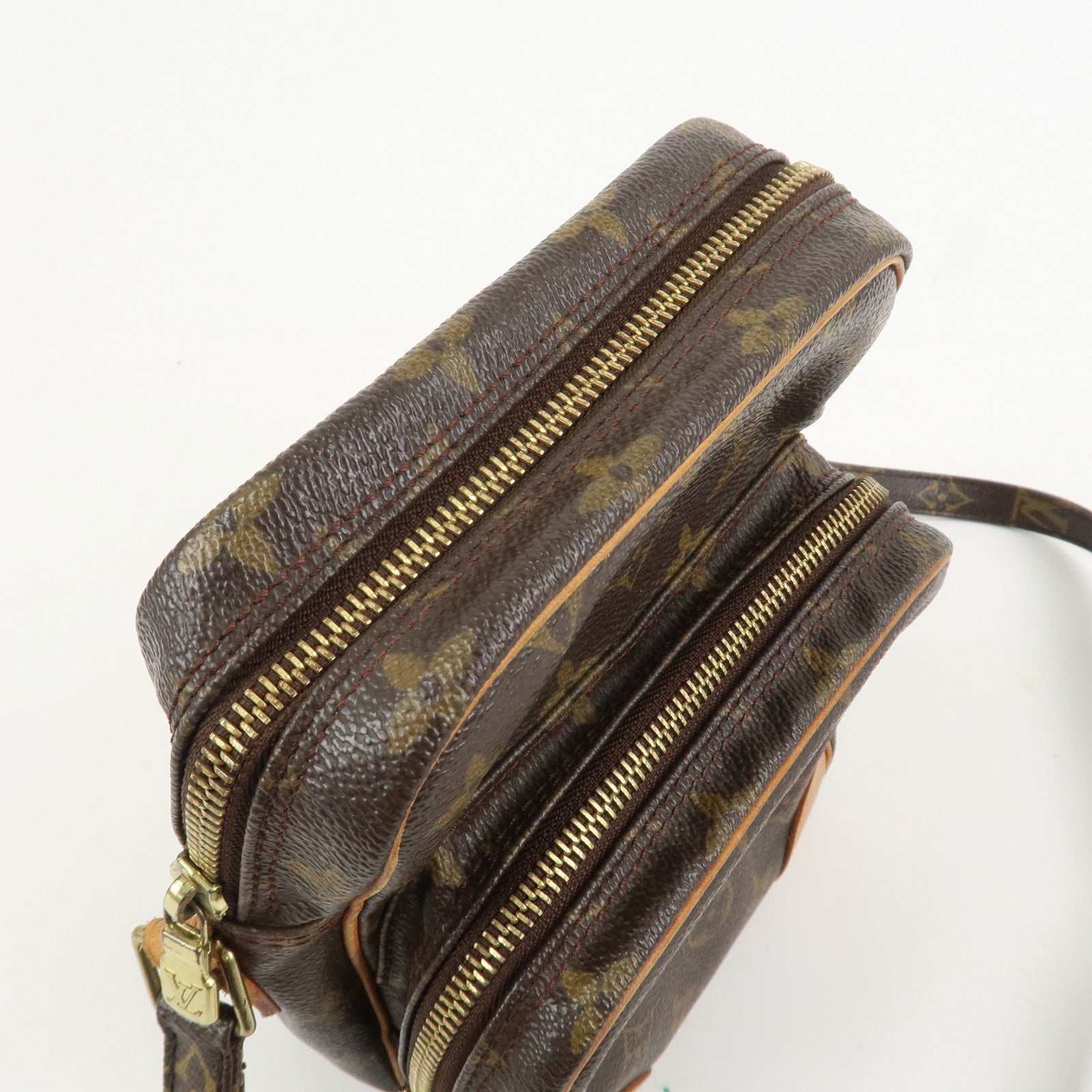 Louis Vuitton Monogram Amazone Shoulder Bag Crossbody Bag M45236