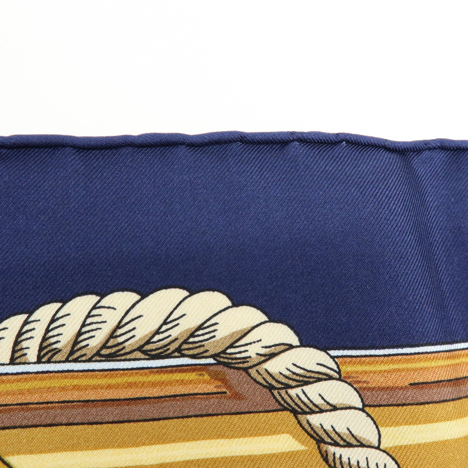 HERMES Carre 90 Silk 100% Scarf MUSEE Navy Ivory