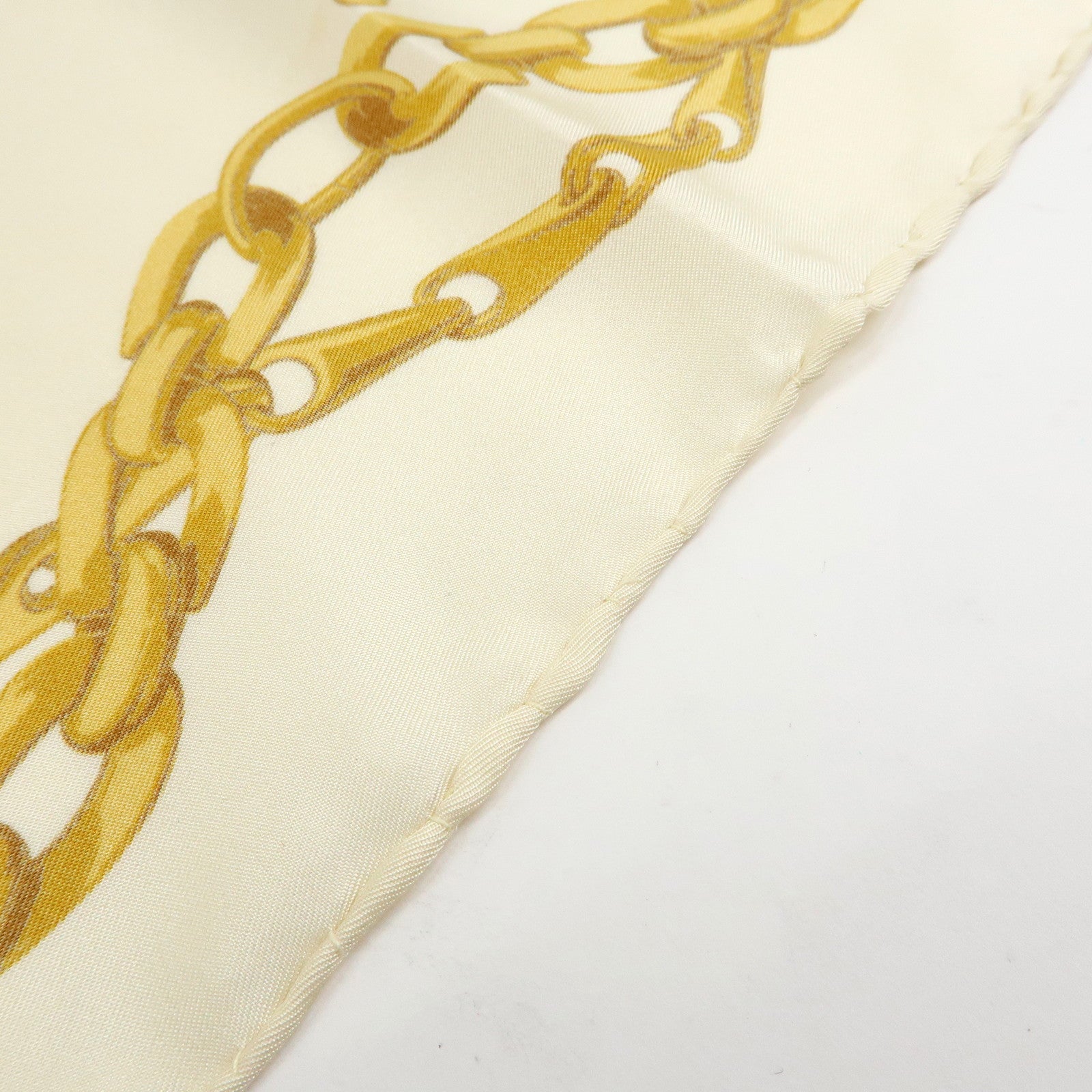 CELINE Macadam Chain Patten Silk 100% Scarf Ivory Gold