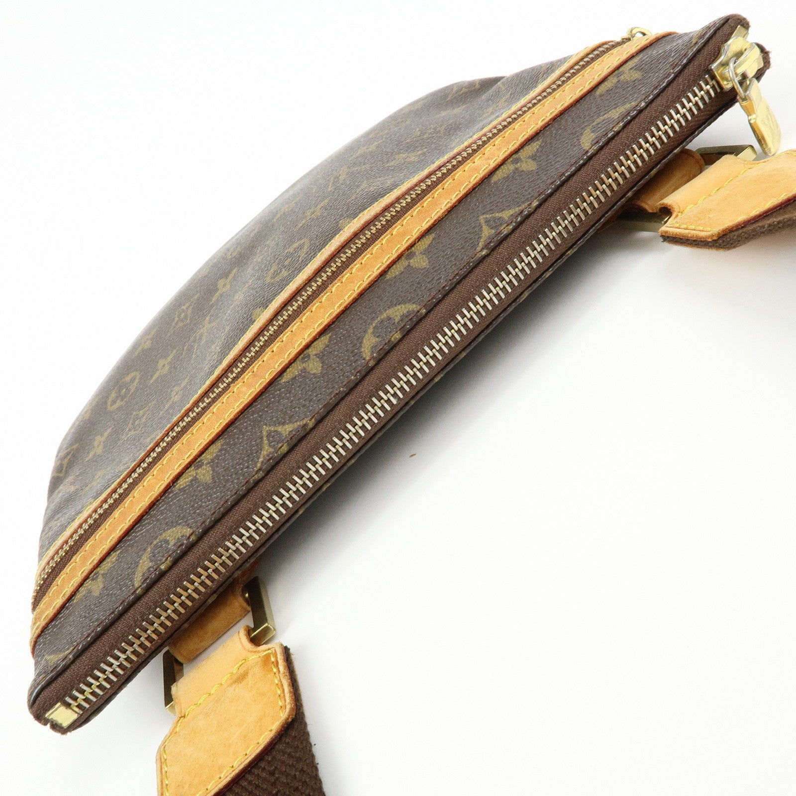 Louis Vuitton Monogram Pochette Bosphore Shoulder Bag Brown M40044