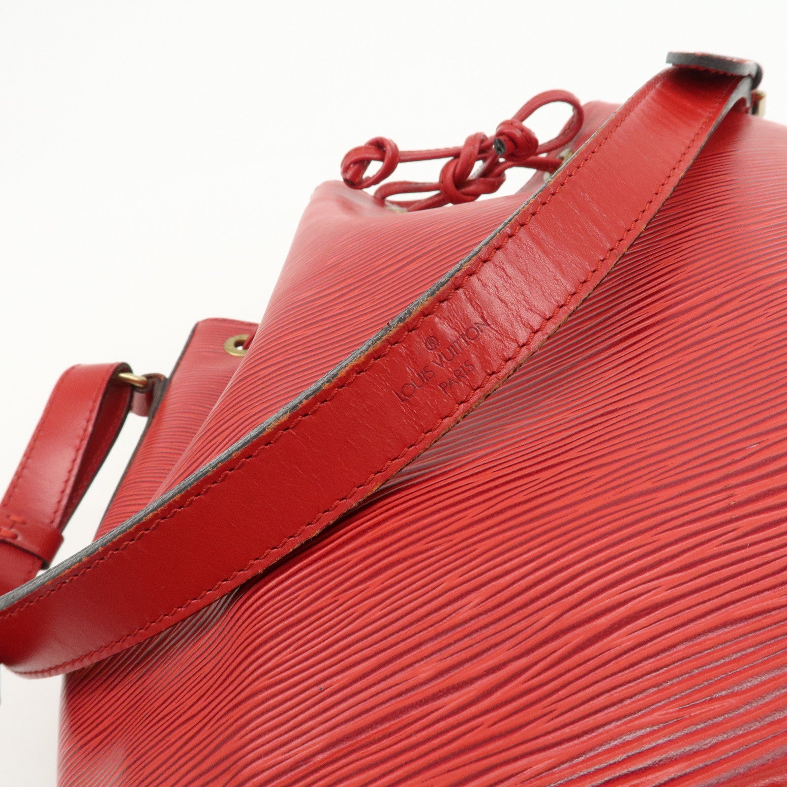 Louis Vuitton Epi Leather Noe Shoulder Bag Castilian Red M59007