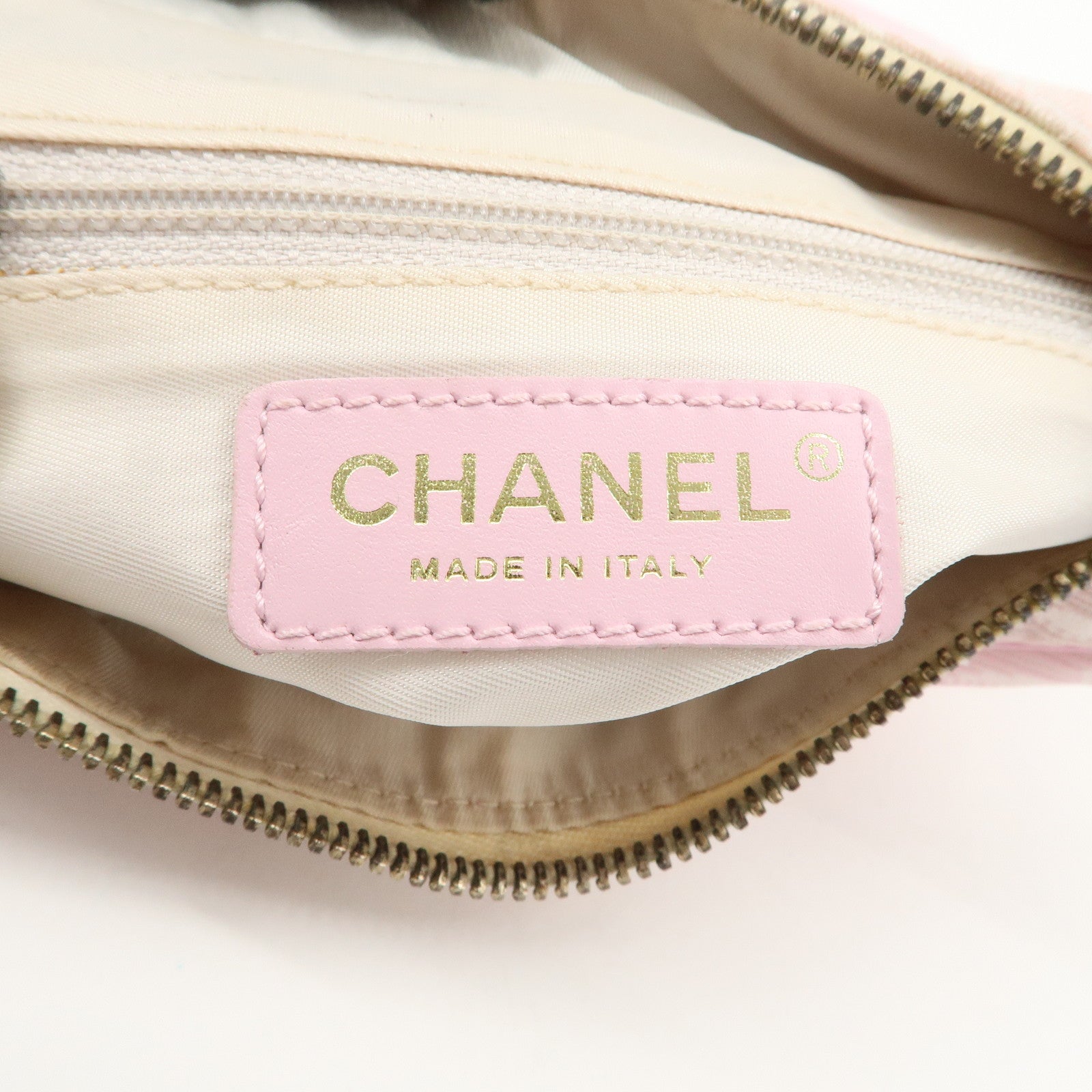 CHANEL New Travel Line Nylon Leather Shoulder Bag Hand Bag Pink Used