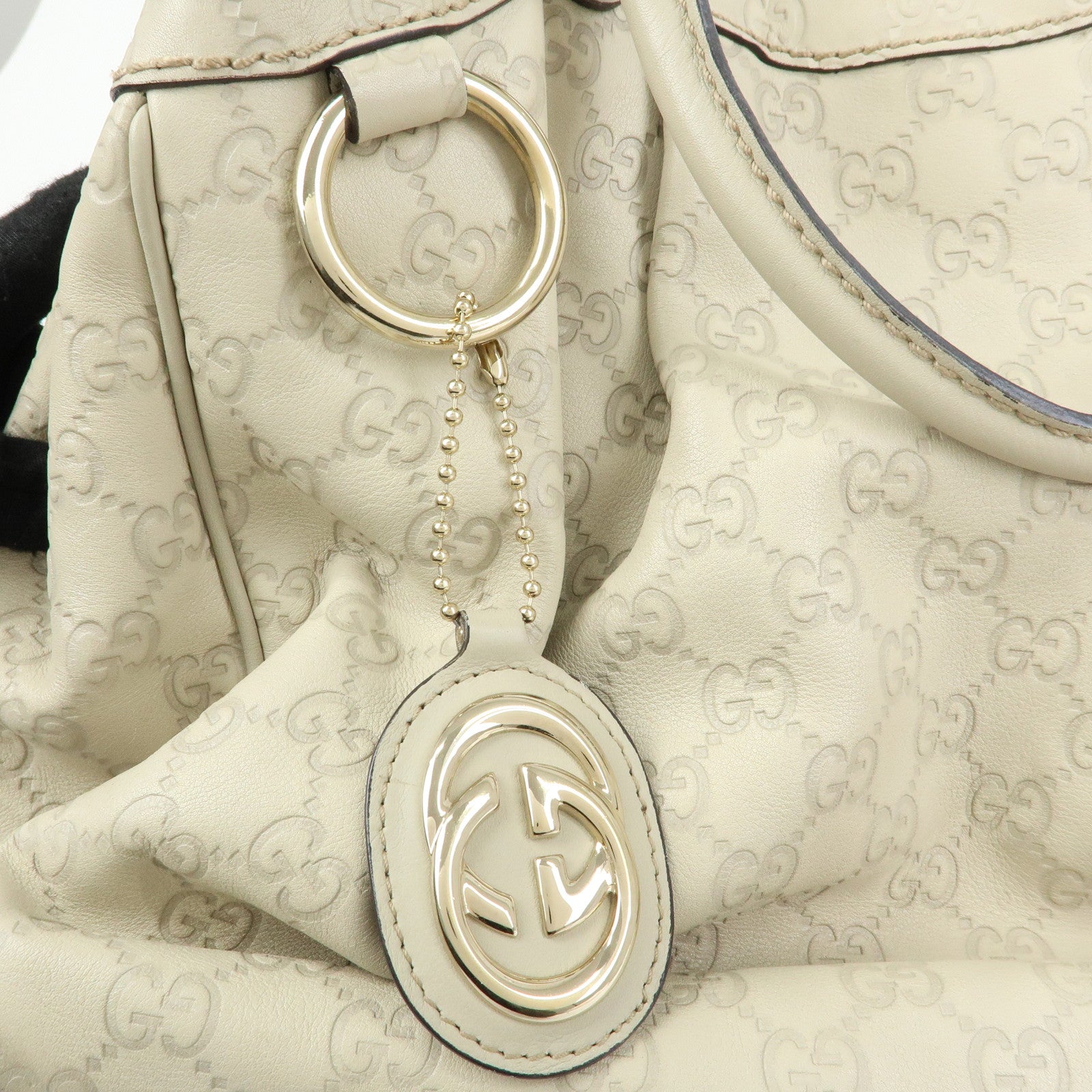 GUCCI Sukey Interlocking G Guccissima Leather Hand Bag Ivory 211944