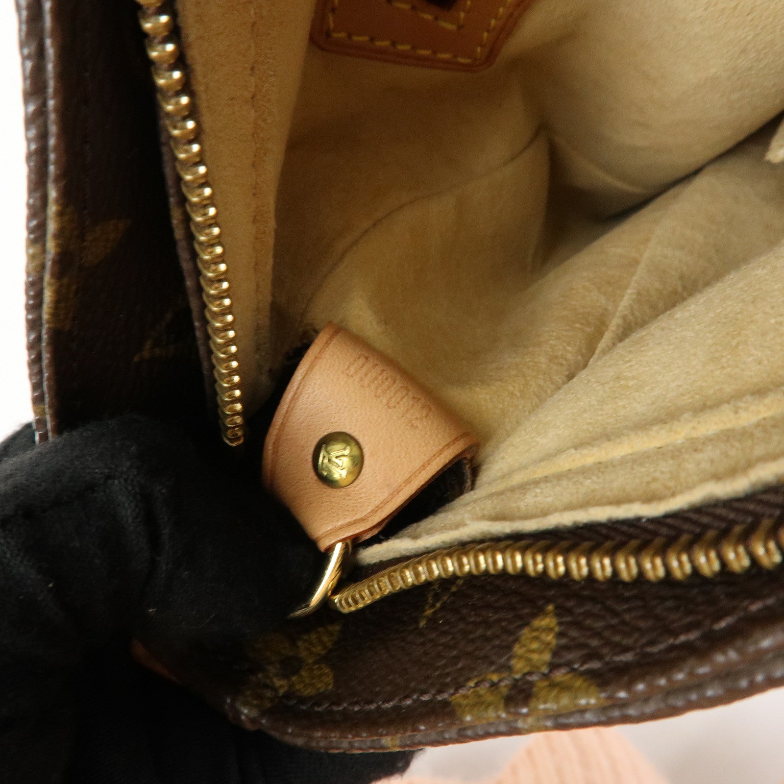 Louis Vuitton Monogram Looping GM Shoulder Bag Brown M51145