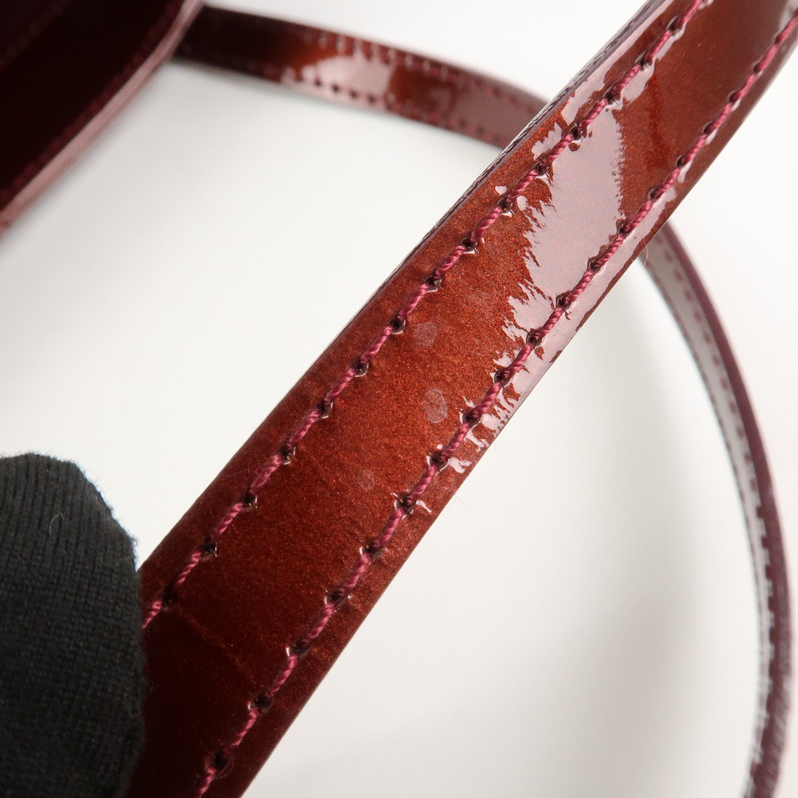 Louis Vuitton Monogram Vernis Avalon MM Tote Bag Amarante M91567