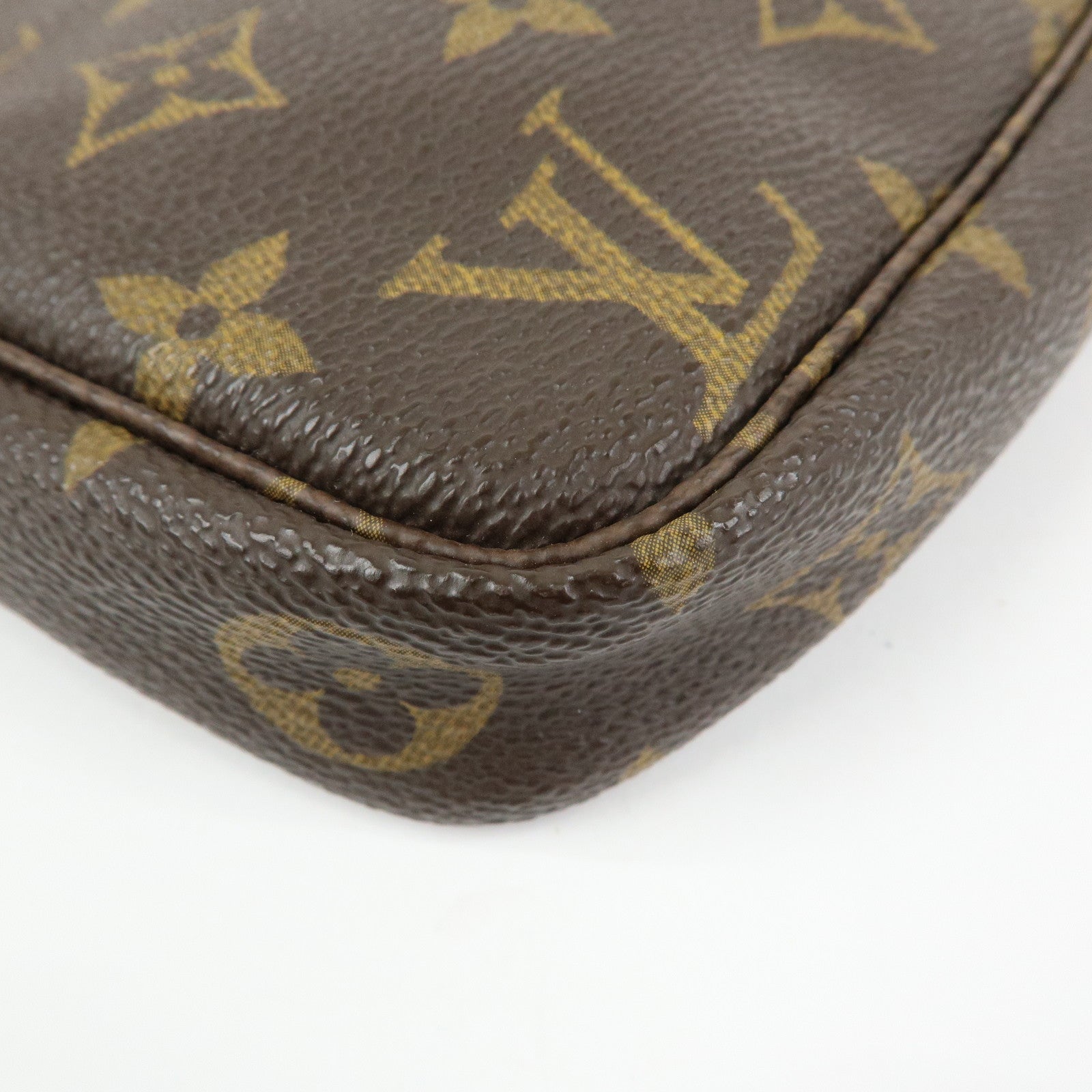 Louis Vuitton Monogram Pochette Accessoires Pouch Hand Bag M51980