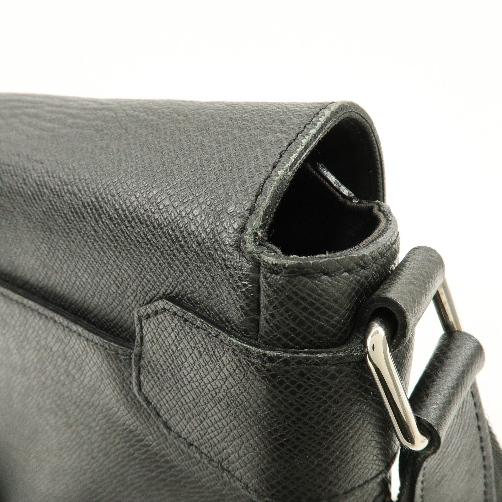 Louis Vuitton Taiga Leather Victor Shoulder Bag Ardoise M30142