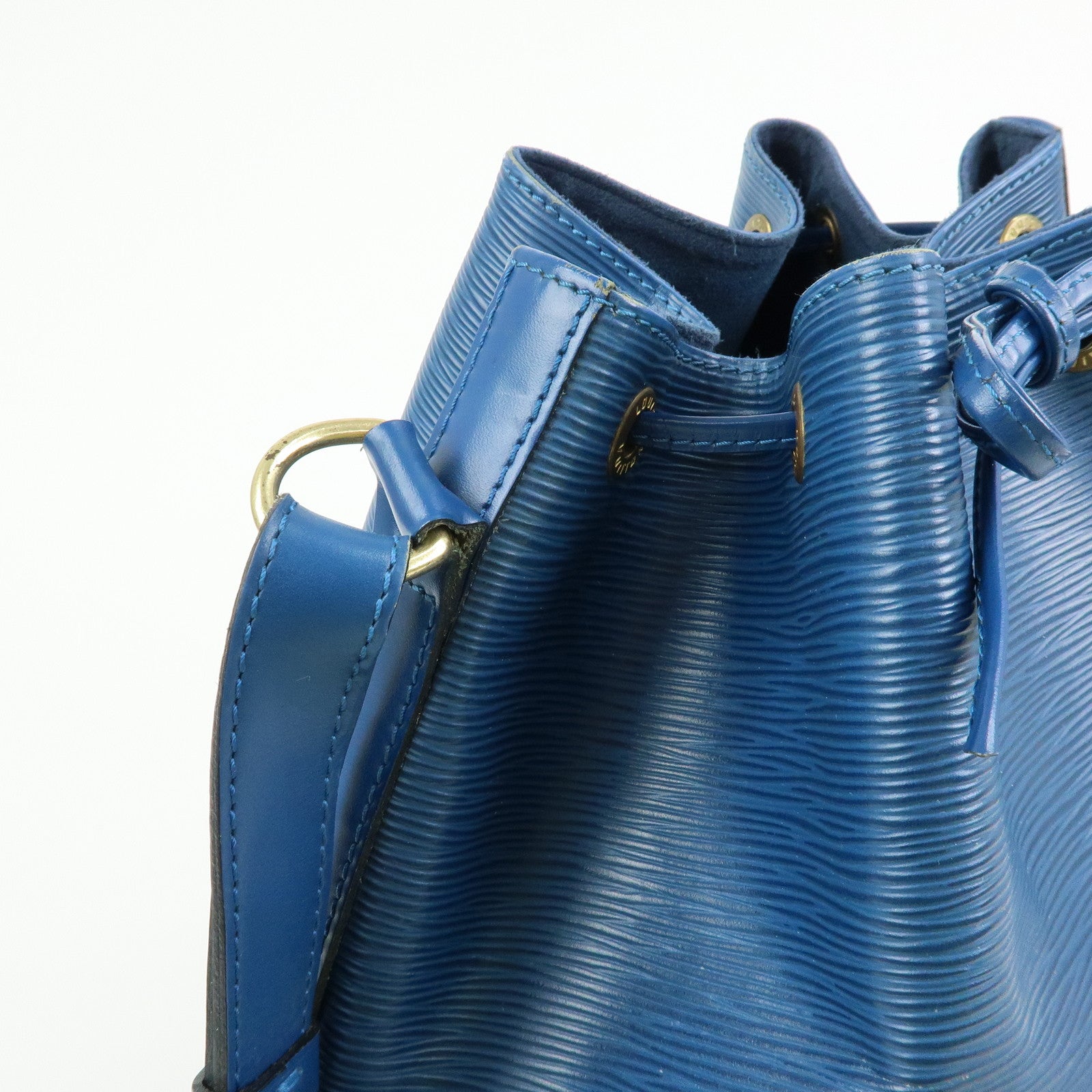 Louis Vuitton Epi Noe Leather Shoulder Bag Toledo Blue M44005