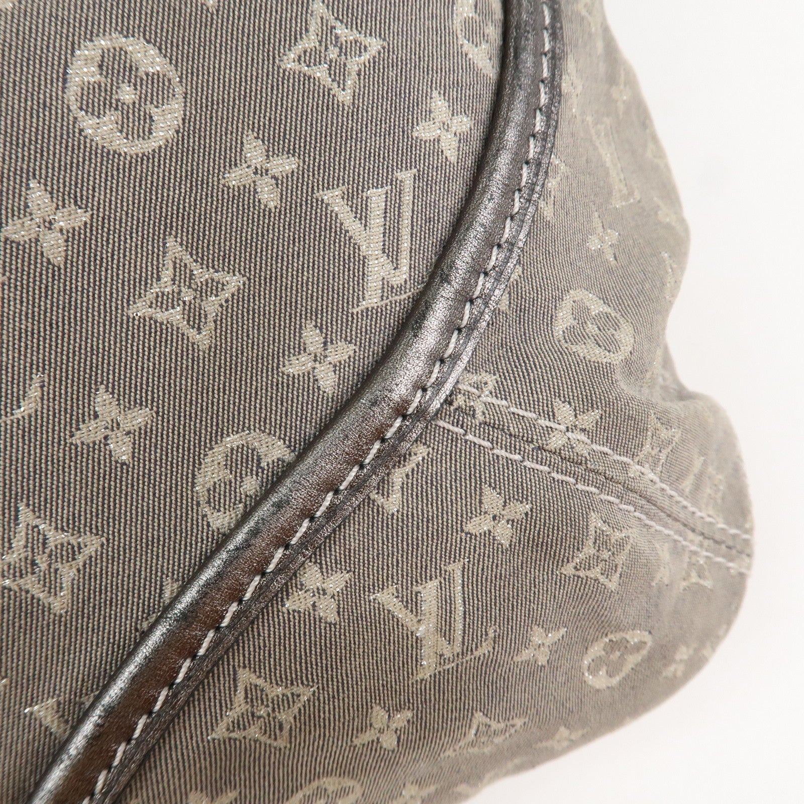Louis Vuitton Monogram Mini Lin Manon MM ShoulderBag Platine M95618