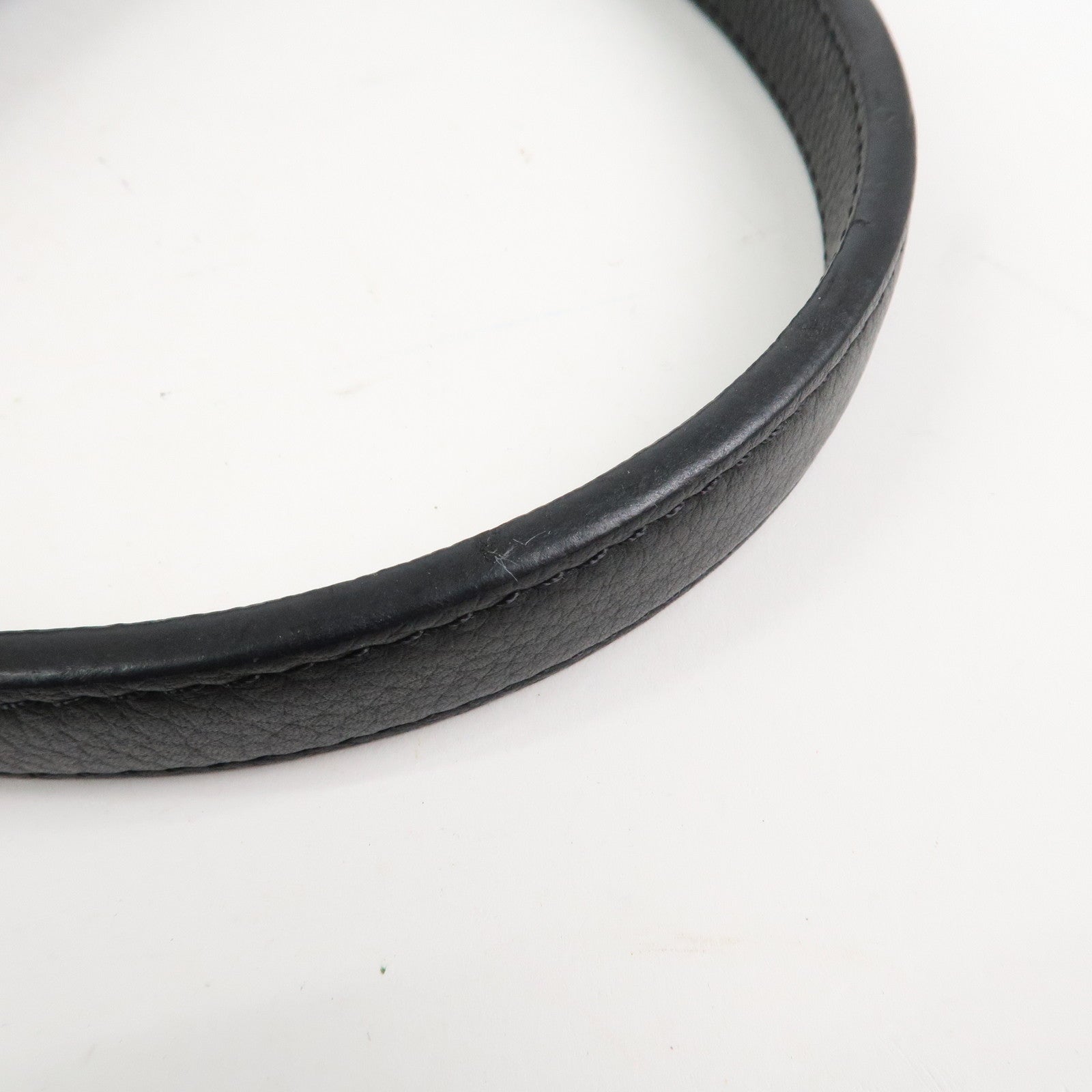 Louis Vuitton Lock Me Leather Cartable Hand Bag Noir Black M50250