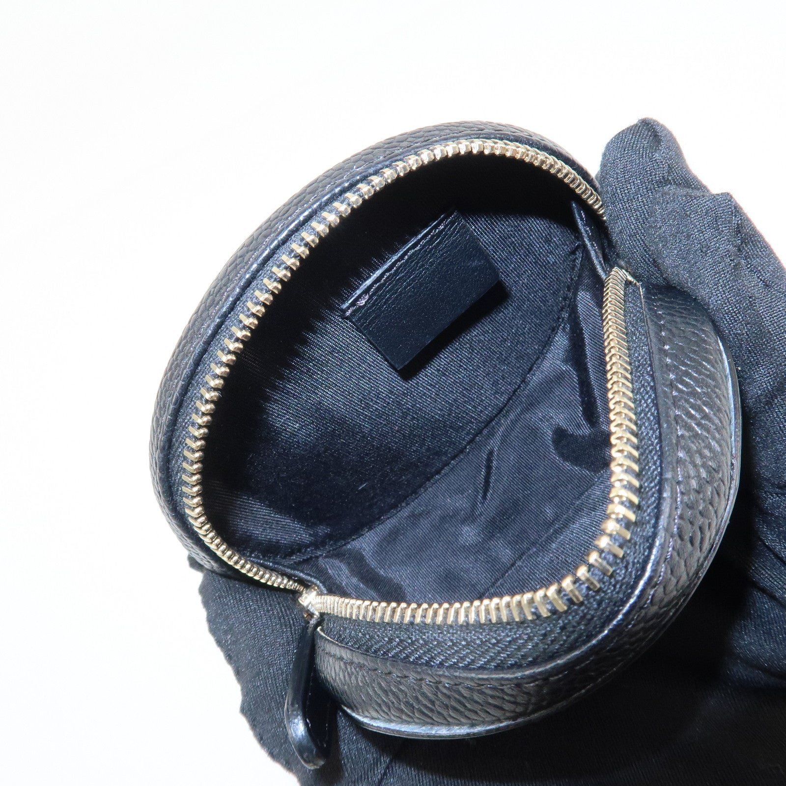 CHANEL Matelasse CC Filigree Caviarskin Coin Case Black A81458 Used