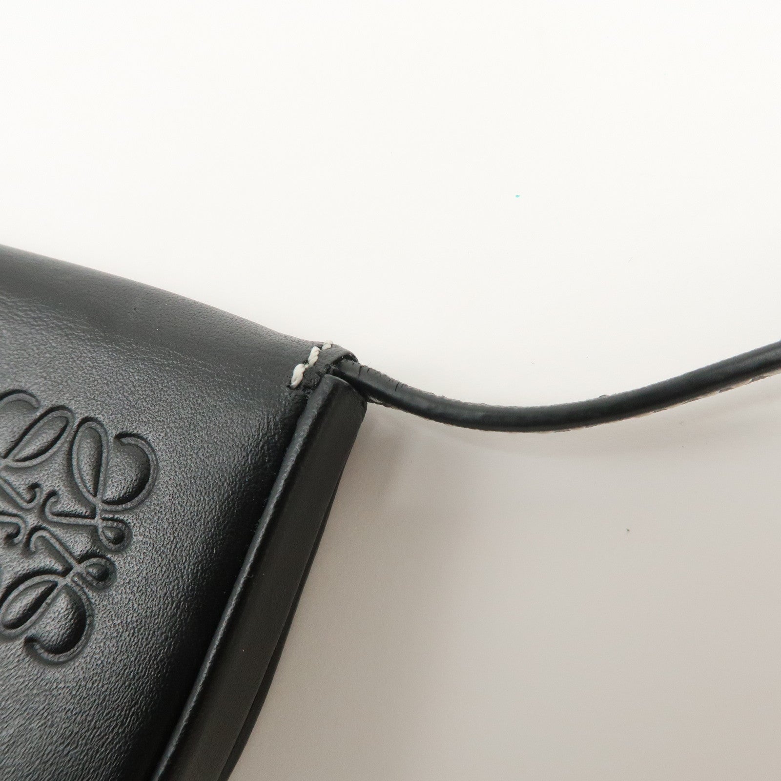 LOEWE Anagram Logo Leather Coin Case Coin Purse Black