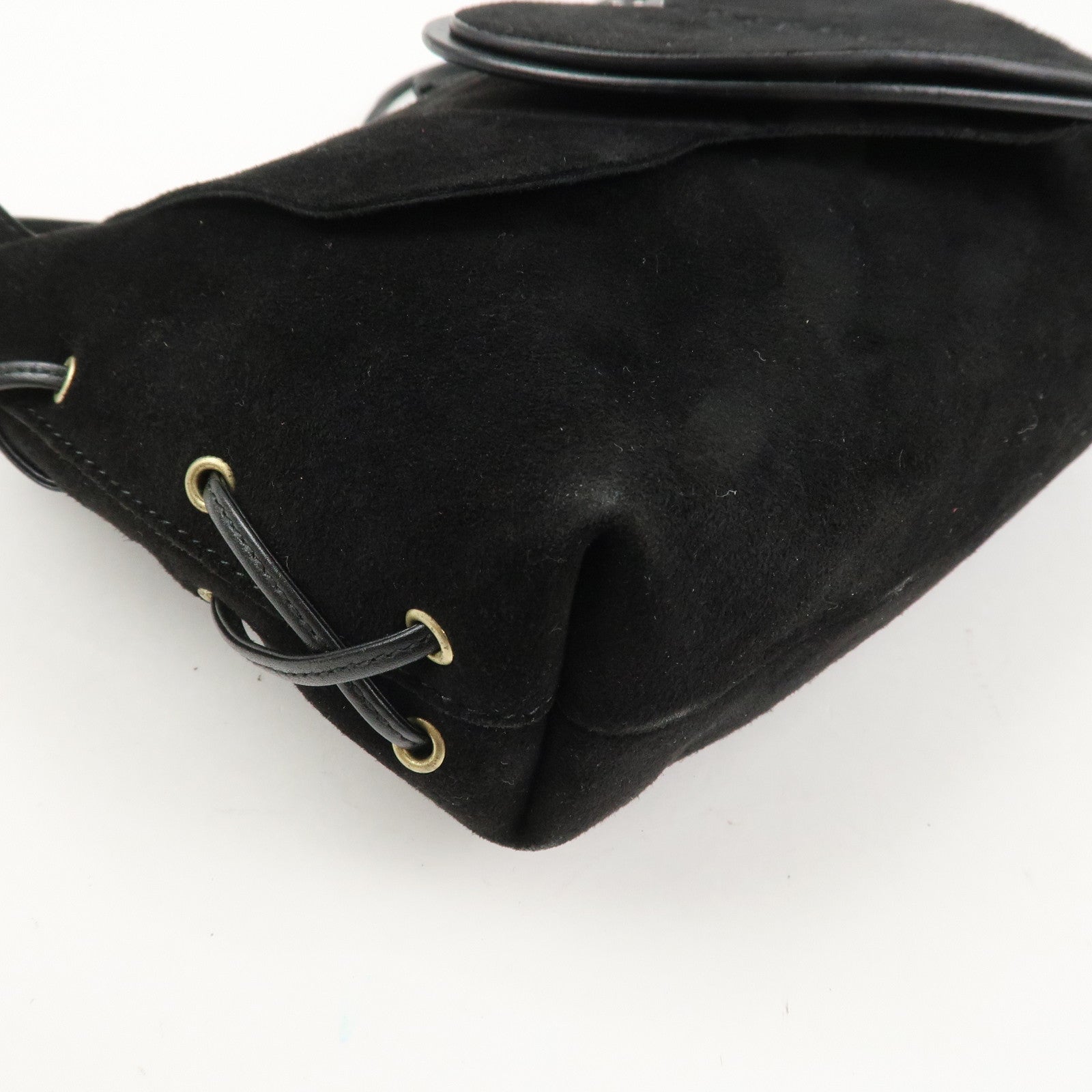GUCCI Suede Leather Heart Shoulder Bag Black 95107