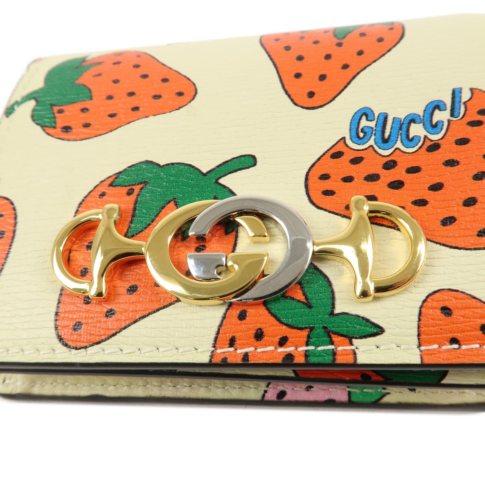 GUCCI Zumi Leather Strawberry Mini Chain Wallet Creme Green Red 570669 Used
