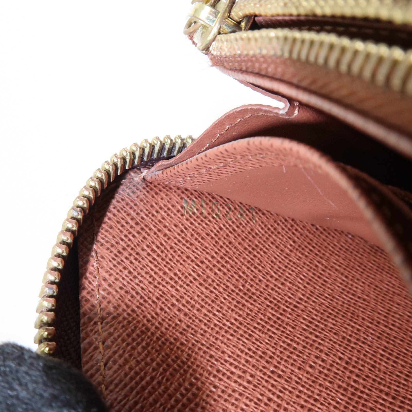 Louis Vuitton Monogram Canvas Zippy Long Wallet Brown M60017