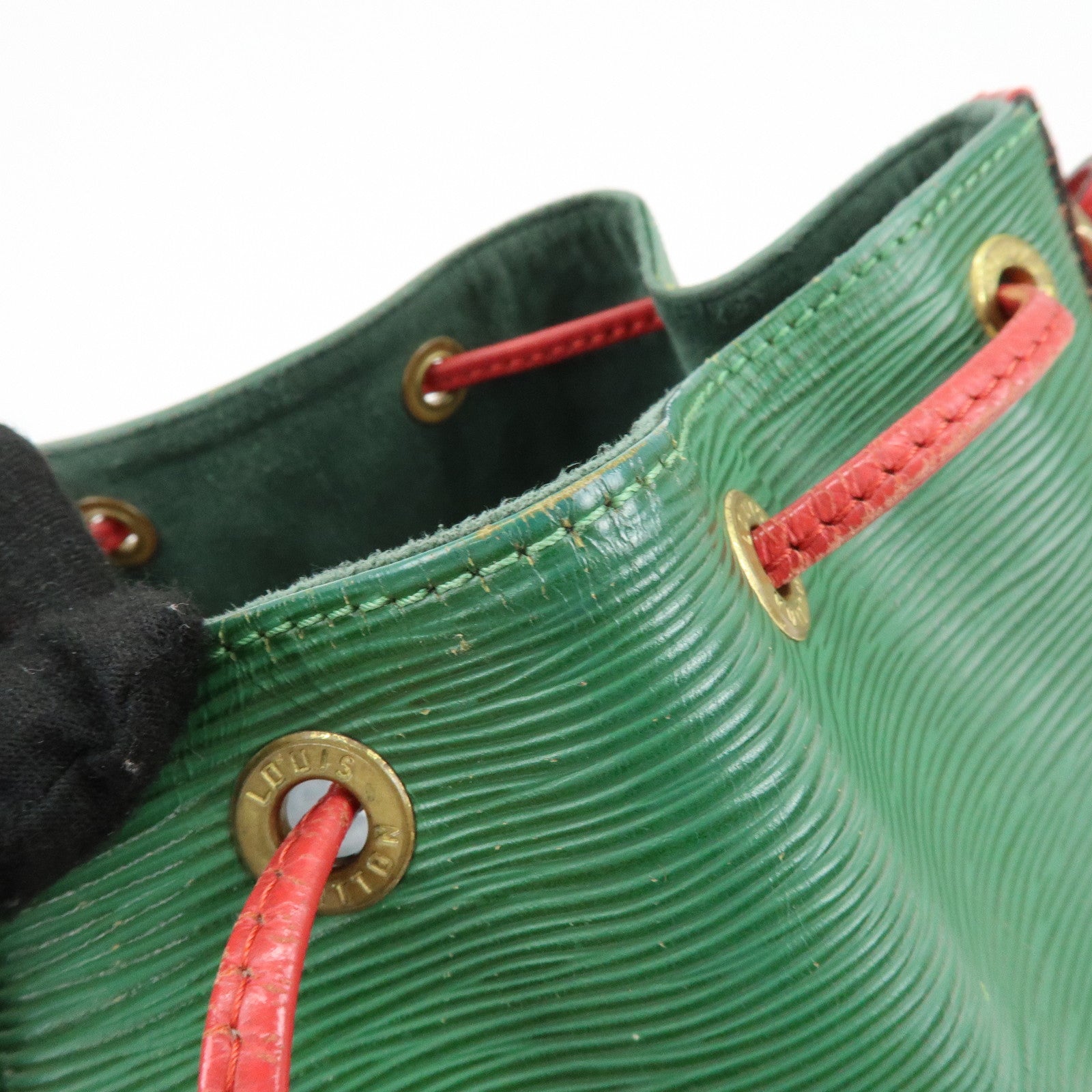 Louis Vuitton Epi Petit Noe Shoulder Bag Green Red M44147