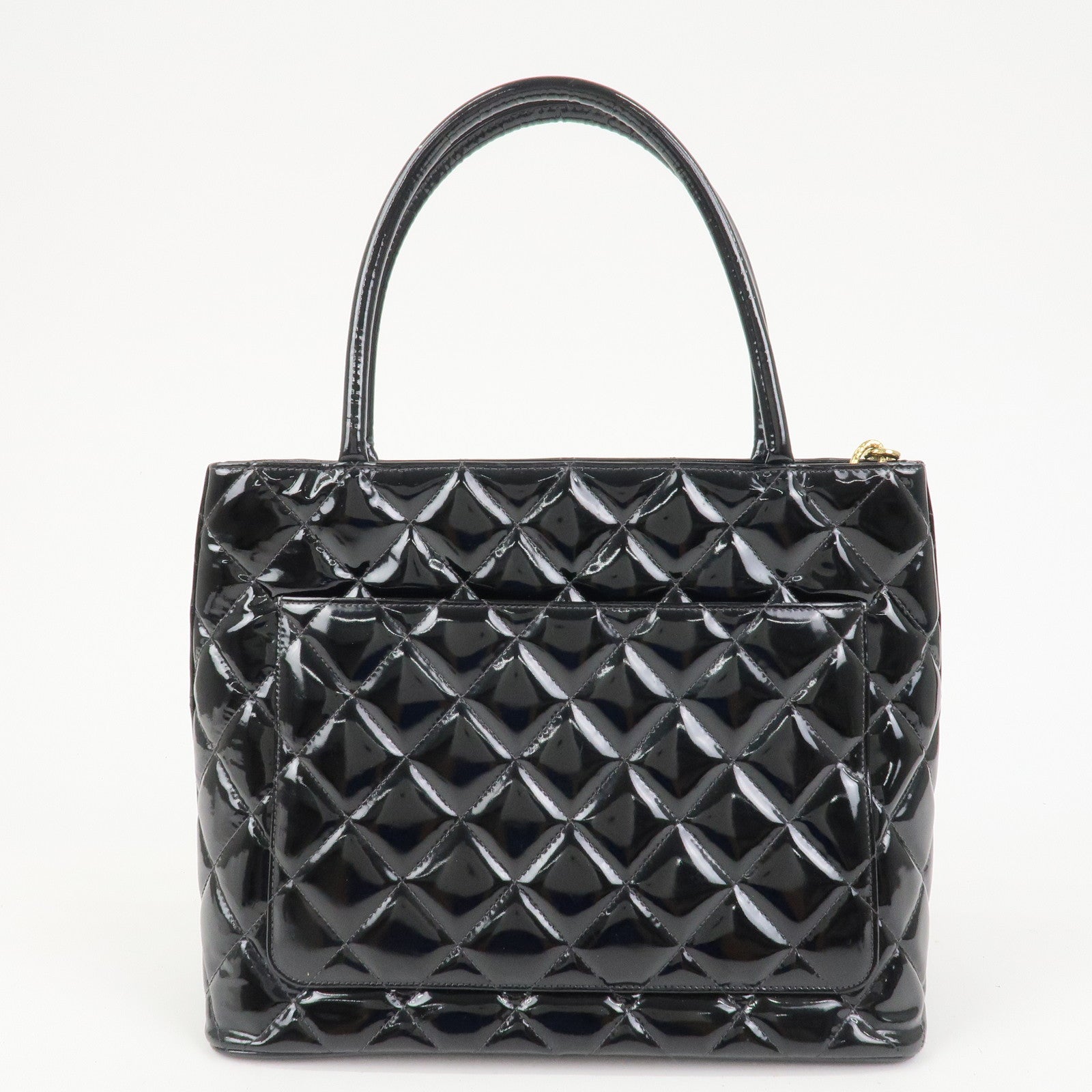 CHANEL Matelasse Patent Leather Medalion Tote Bag Black A01804