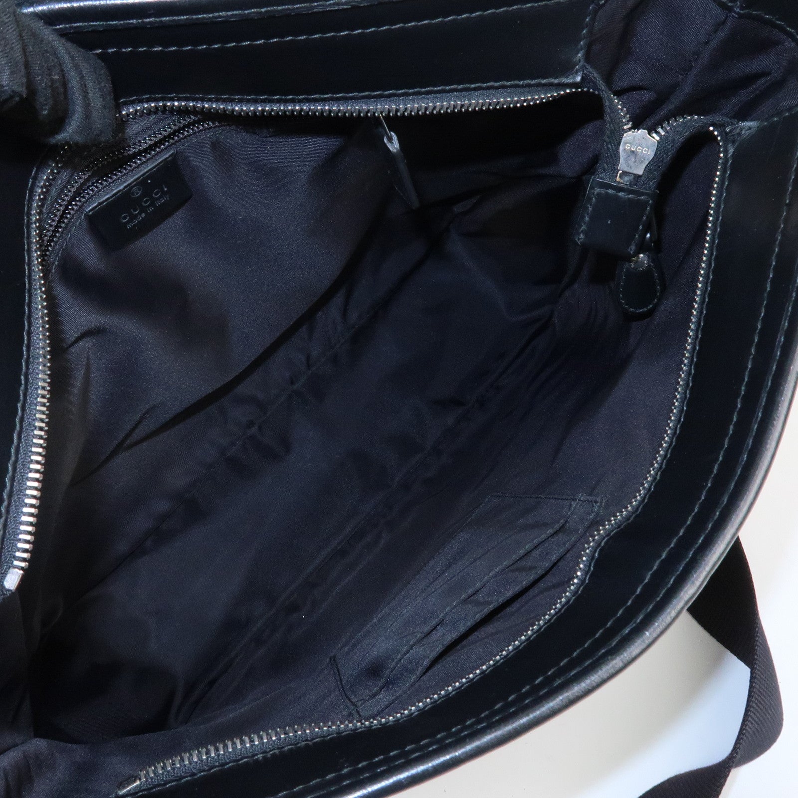 GUCCI Sherry Guccissima Leather Shoulder Bag Black 322080