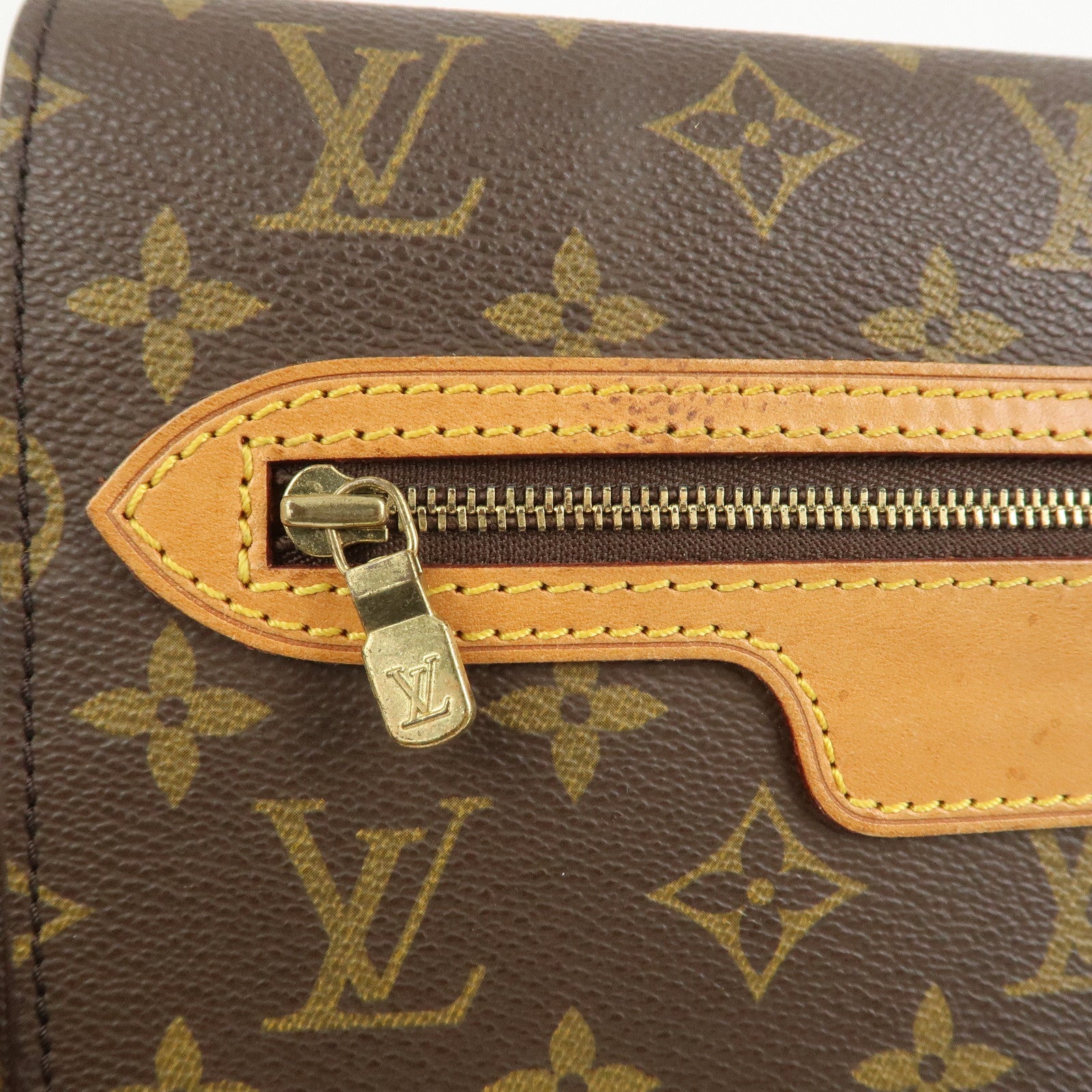 Louis Vuitton Monogram Canvas Saint Germain 24 Shoulder Bag M51210