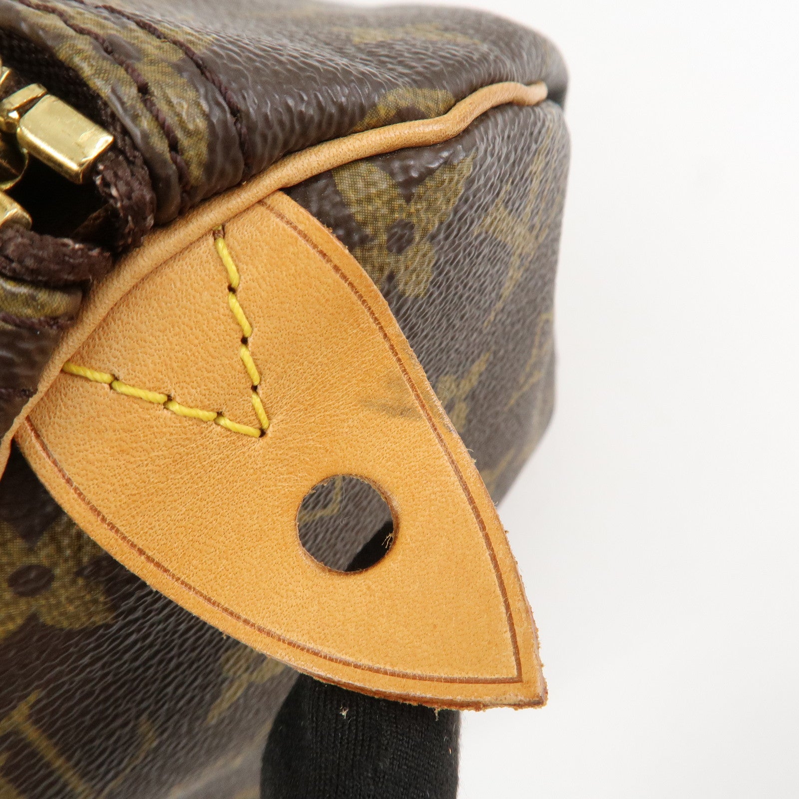 Louis Vuitton Monogram Canvas Speedy 30 Hand Bag Brown M41526