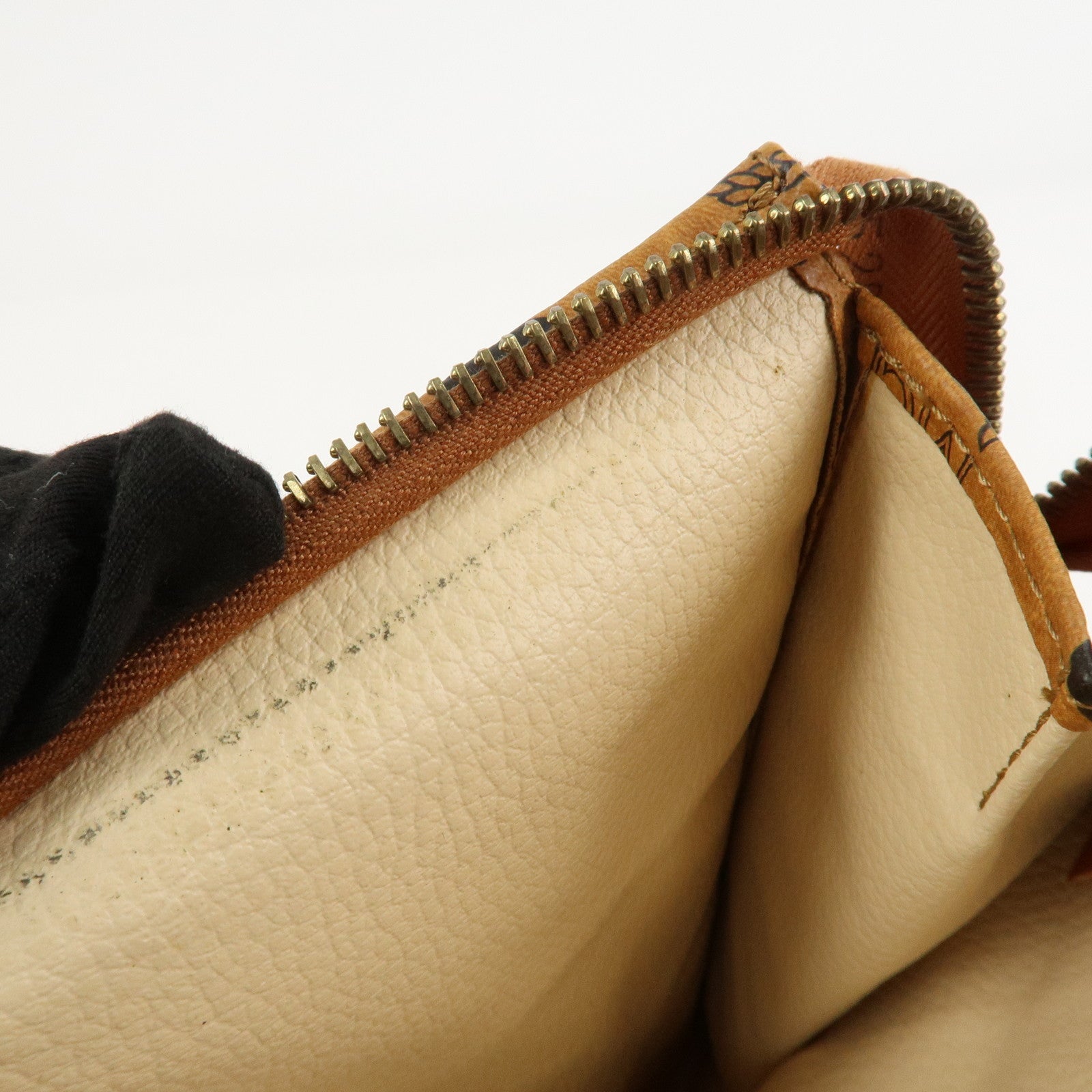 MCM Visetos Leather Clutch Bag Brown Gold Hardware