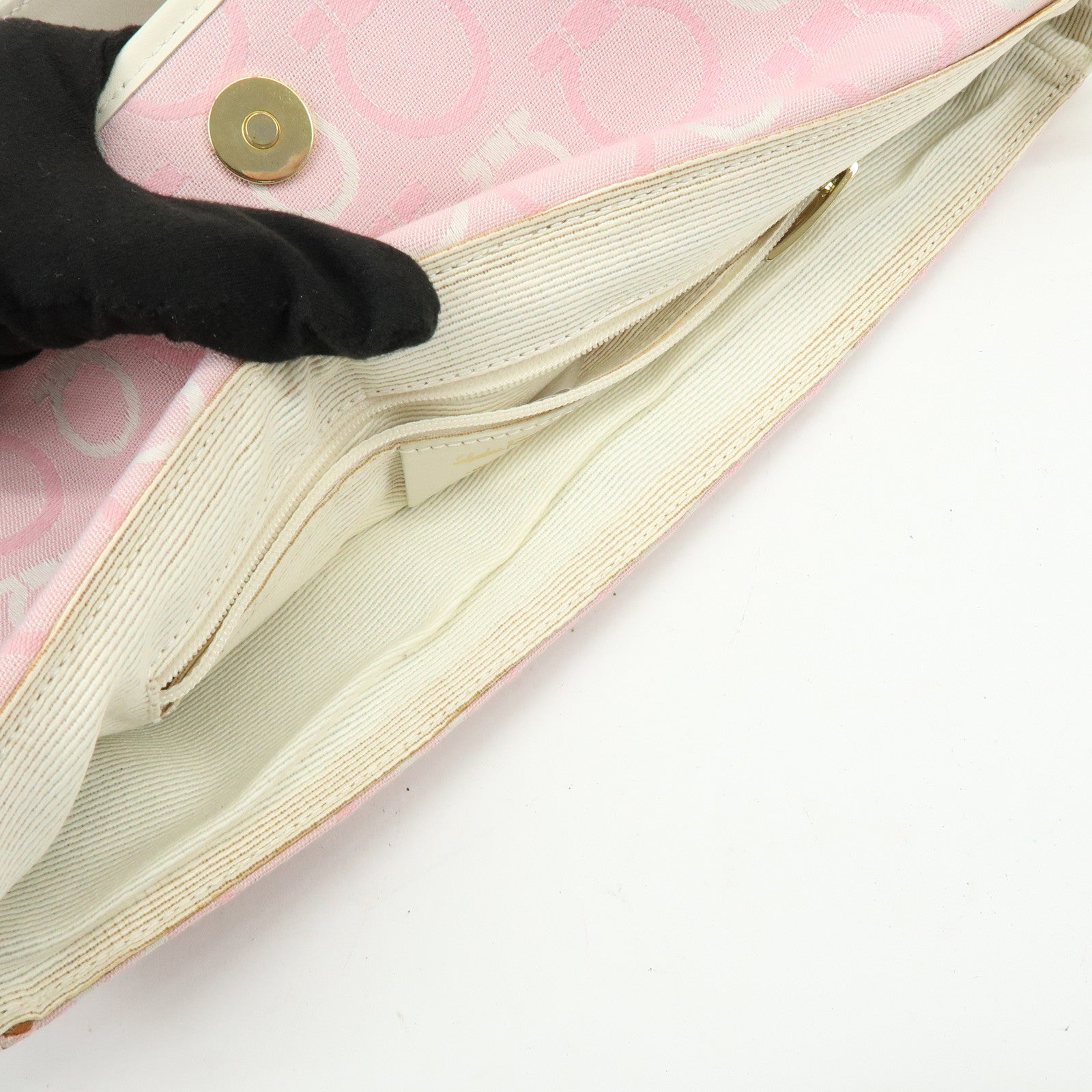 Ferragamo Gancini Canvas Leather Shoulder Bag Light Pink White