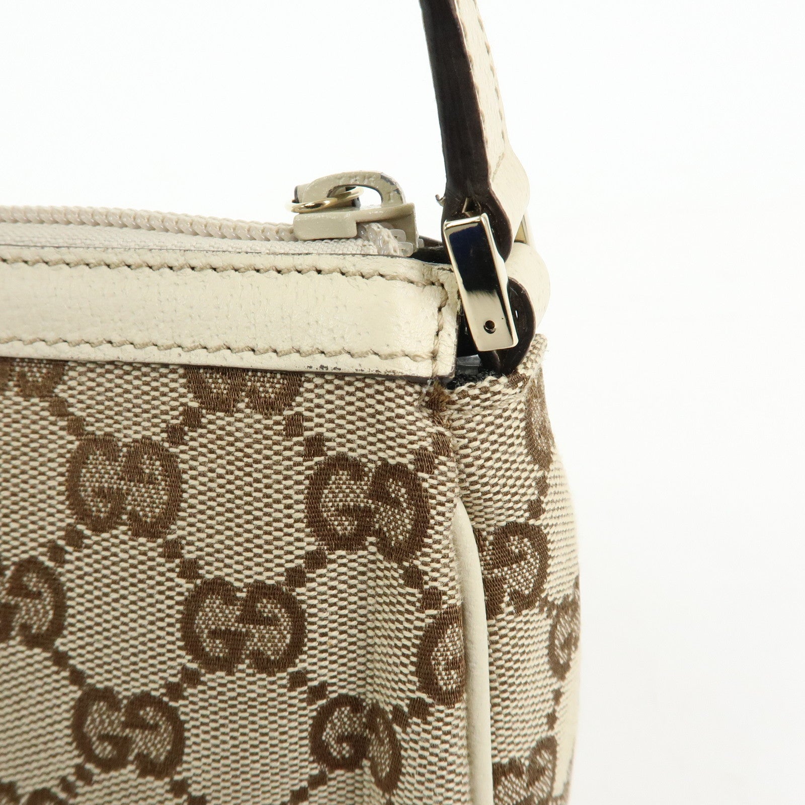 GUCCI GG Canvas Leather Accessory Pouch Hand Bag Beige White 145750