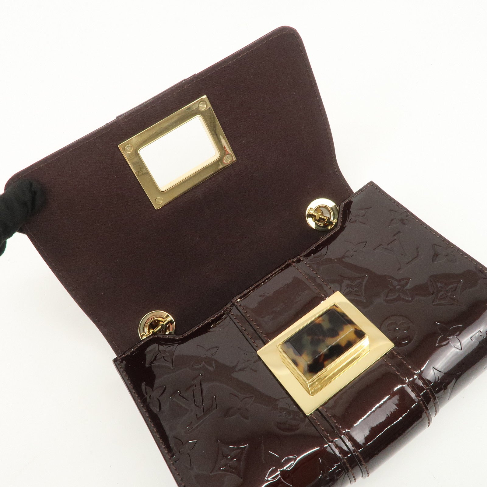 Louis Vuitton Monogram Vernis Leather Vermont Avenue Shoulder Bag