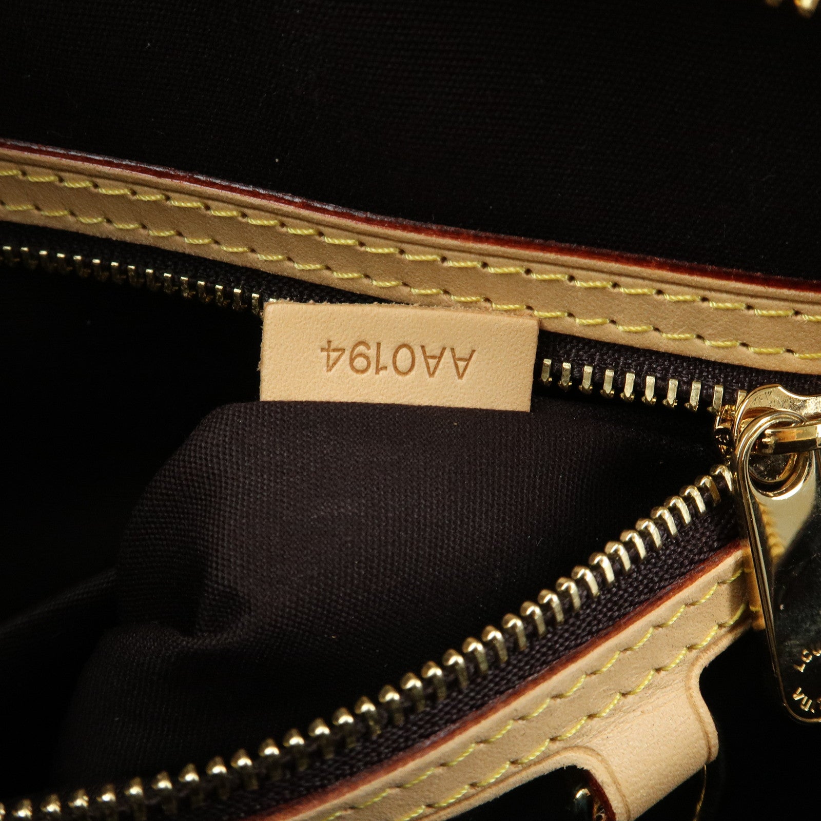 Louis Vuitton Monogram Vernis Brea MM 2Way Shoulder Bag M91619