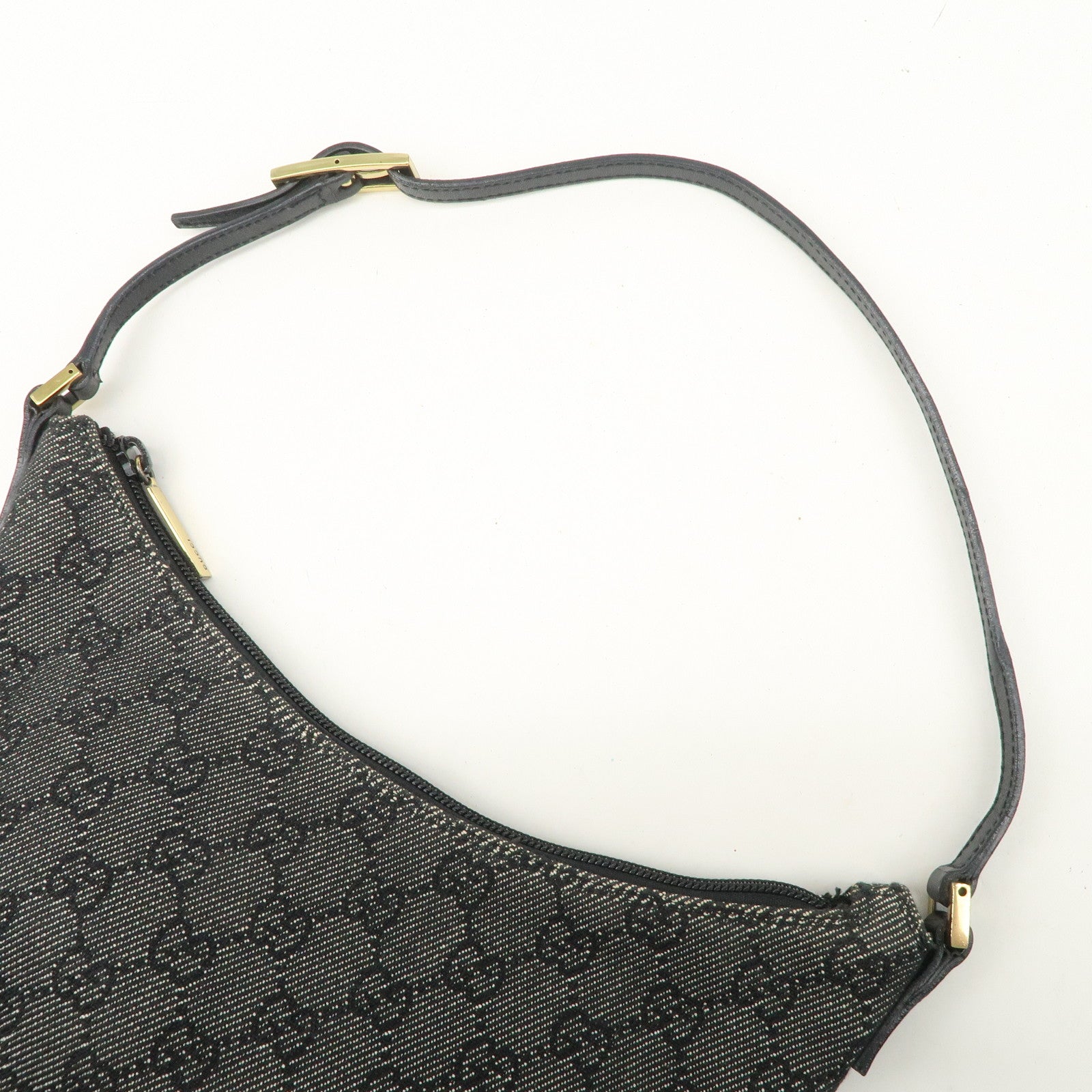 GUCCI GG Canvas Hand Bag Shoulder Bag Black Gold HDW 32160 Used