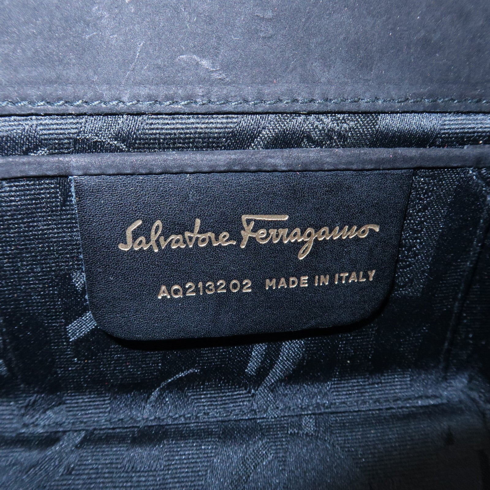 Ferragamo Vara Ribbon Suede Mini Chain Shoulder Bag Hand Bag Black Used
