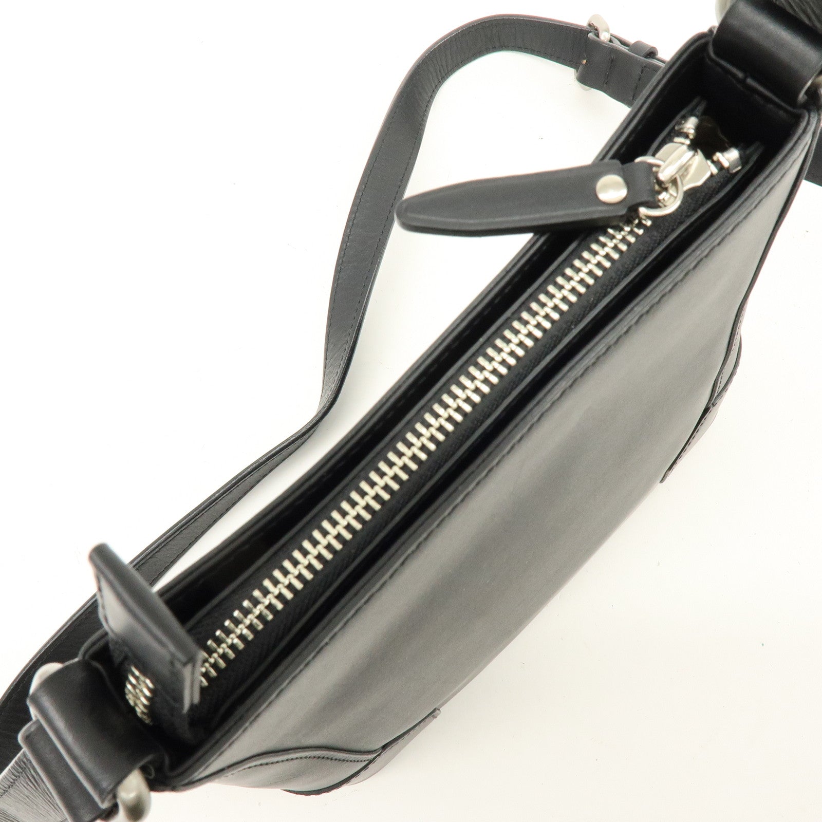 BURBERRY Logo Leather Shoulder Bag Crossbody Bag Black