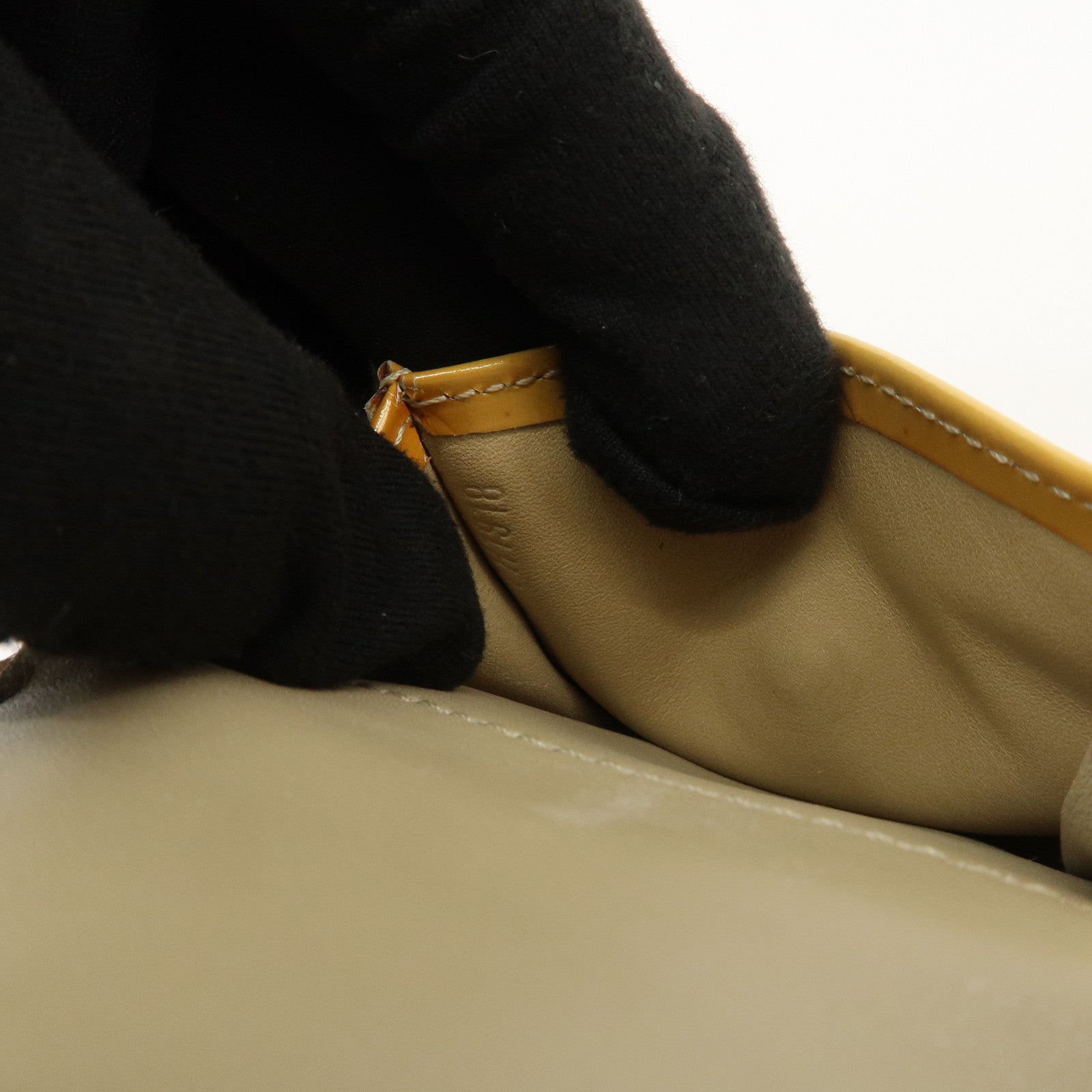 Louis Vuitton Monogram Vernis Lafayette Street Coin Case M91013