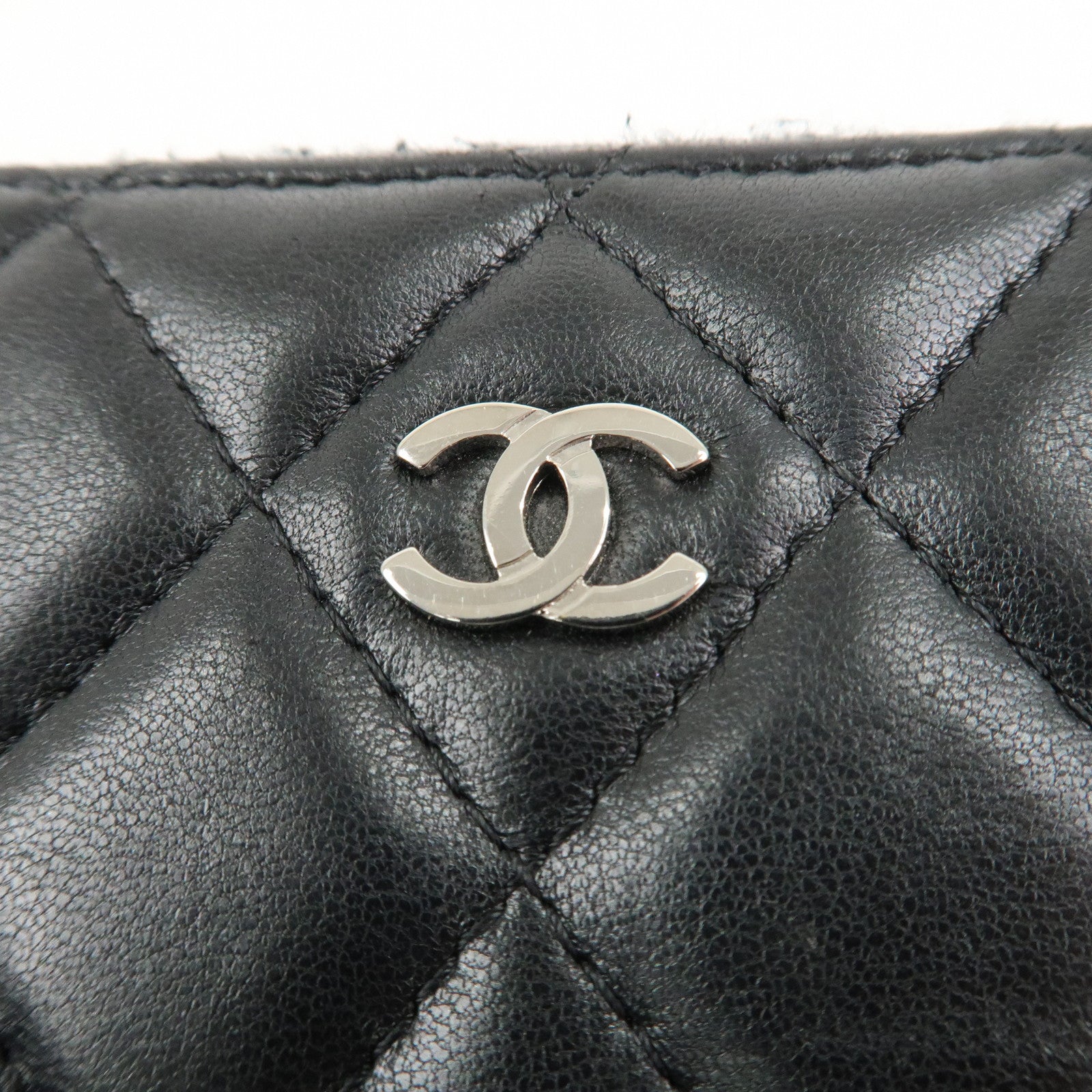 CHANEL Matelasse Lamb Skin Classic Zippy Coin Case Black AP0216 Used