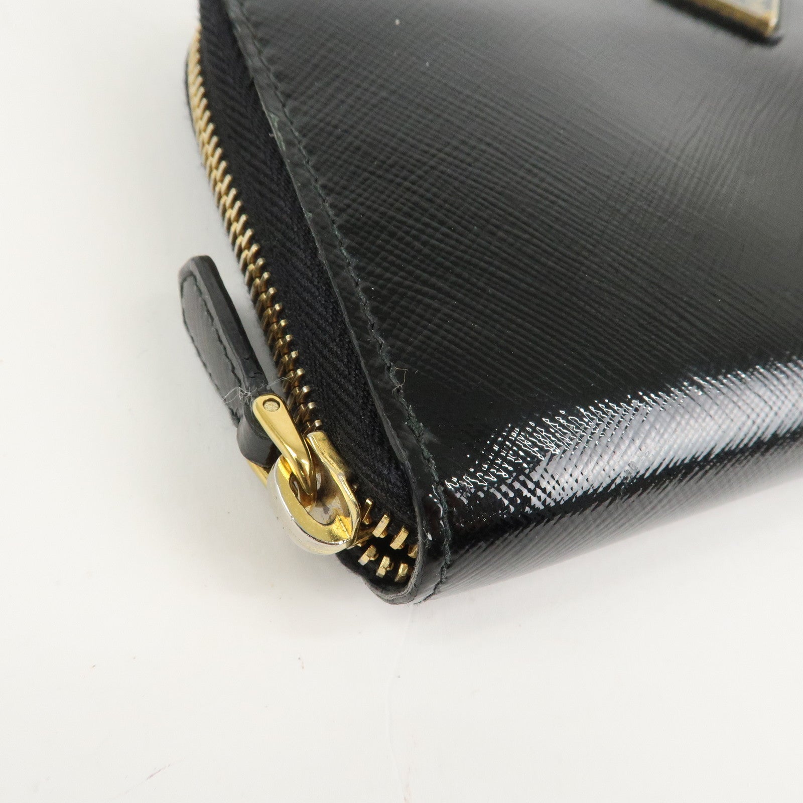 PRADA Logo Saffiano Vernis Leather Round Zipper Long Wallet 1ML506 Used