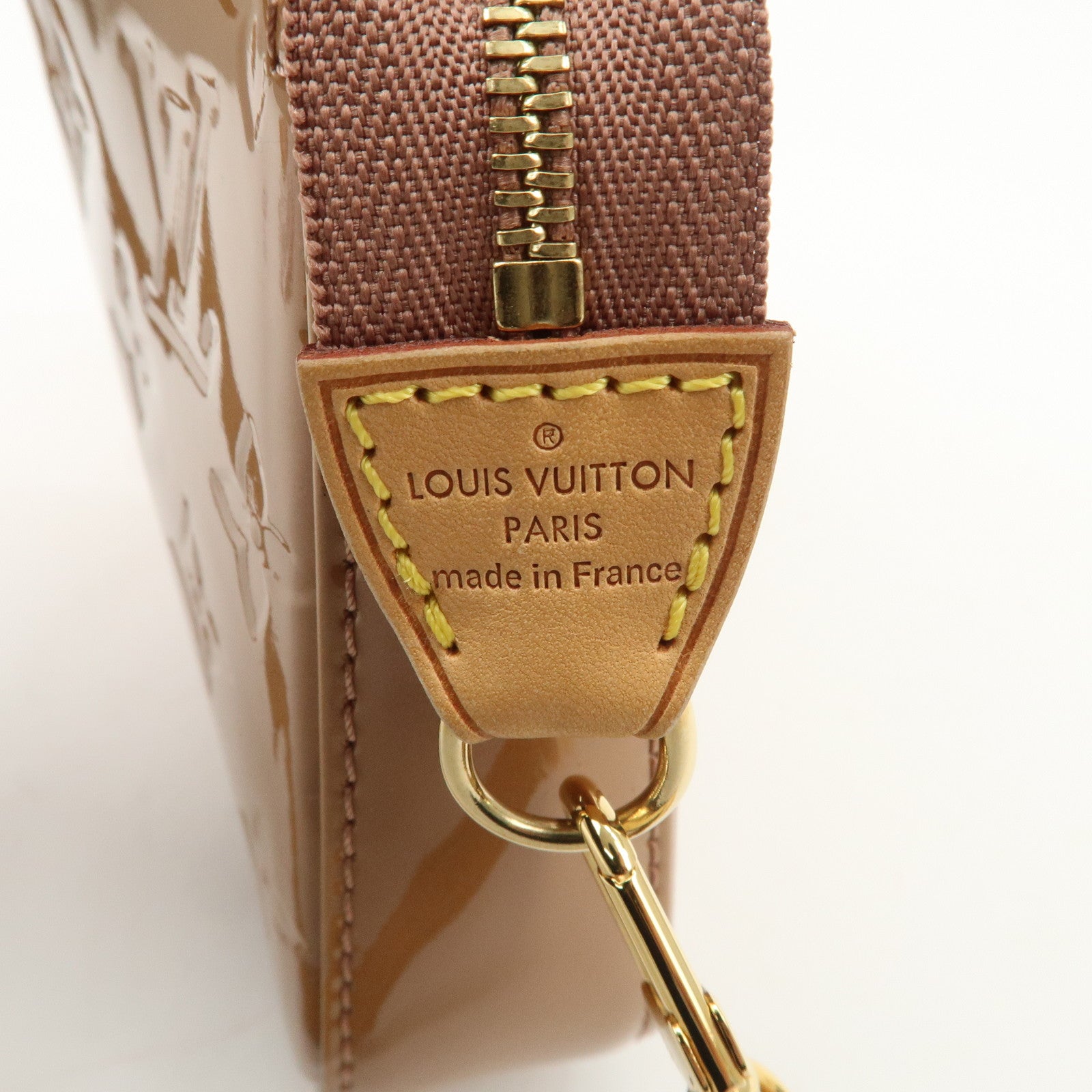 Louis Vuitton Monogram Vernis Pochette Accessoires Pouch M91575