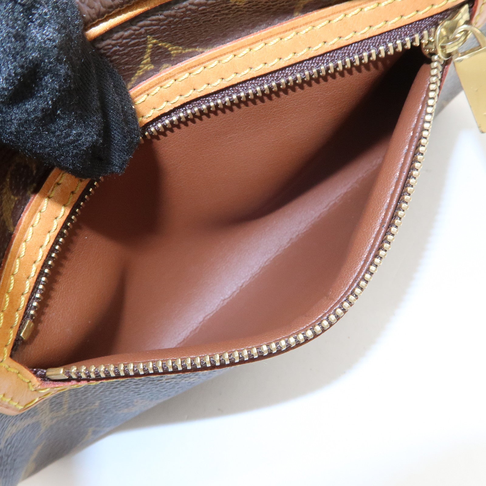 Louis Vuitton Monogram Pochette Cite Shoulder Bag Brown M51183