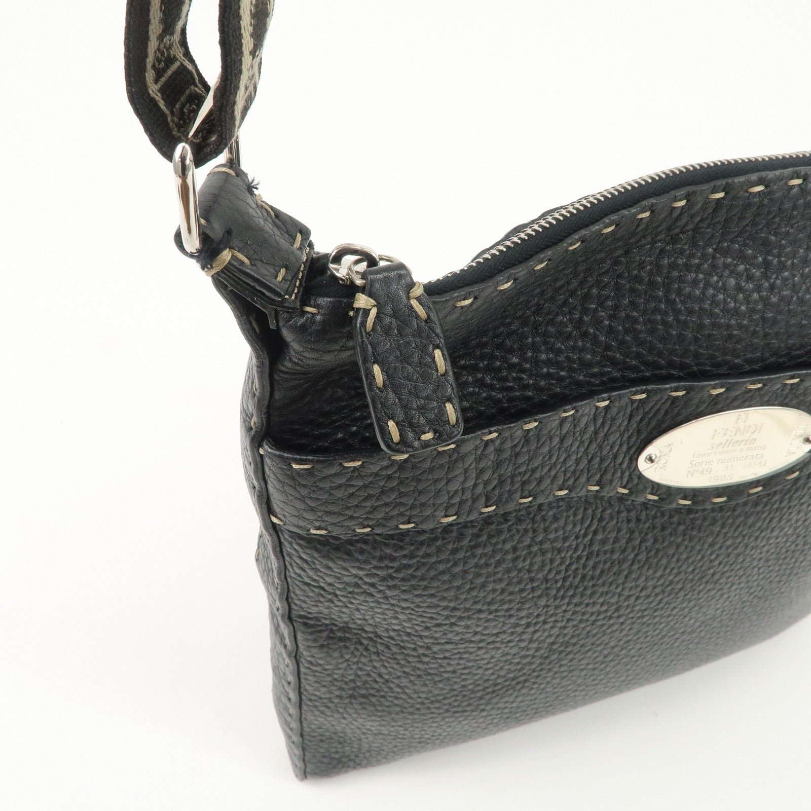 FENDI Selleria Leather Shoulder Bag Crossbody Bag Black 8BT109 Used