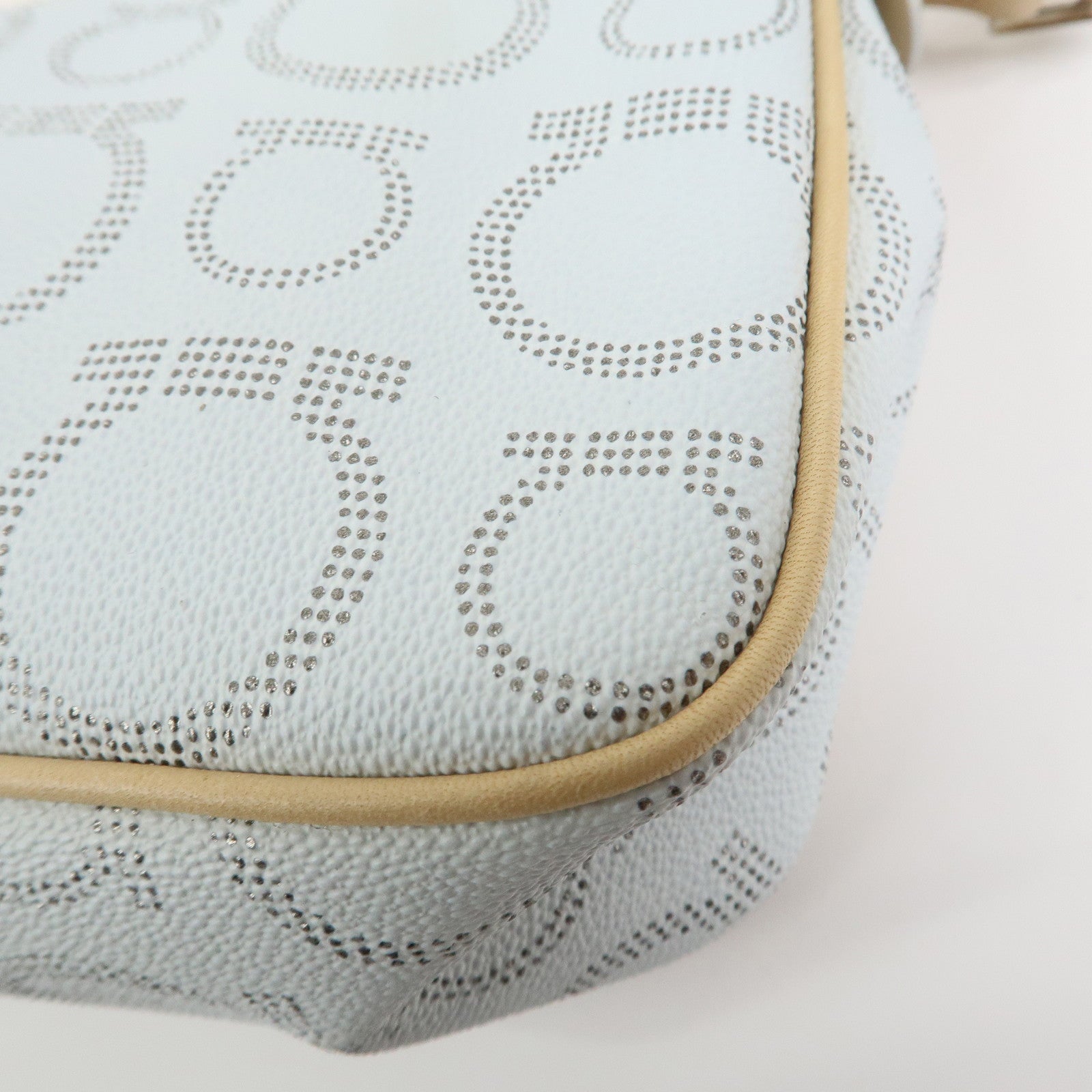 Ferragamo Gancini Leather Hand Bag Shoulder Bag AAU-21 7497