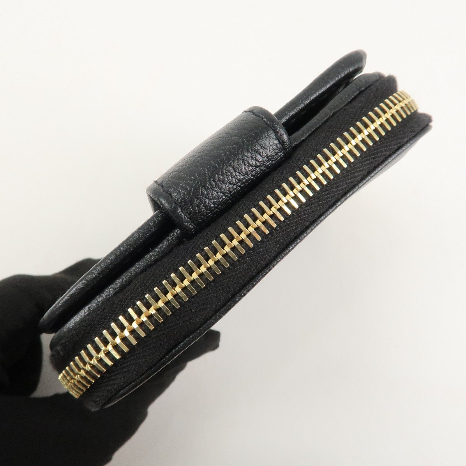 SAINT LAURENT Round Zippy Leather Bi-fold Wallet Black 568985 Used