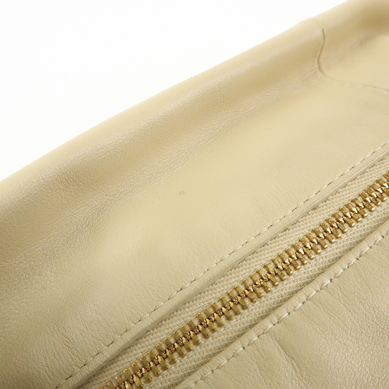 BOTTEGA VENETA Double Knot Lamb Skin Hand Bag Beige 629635