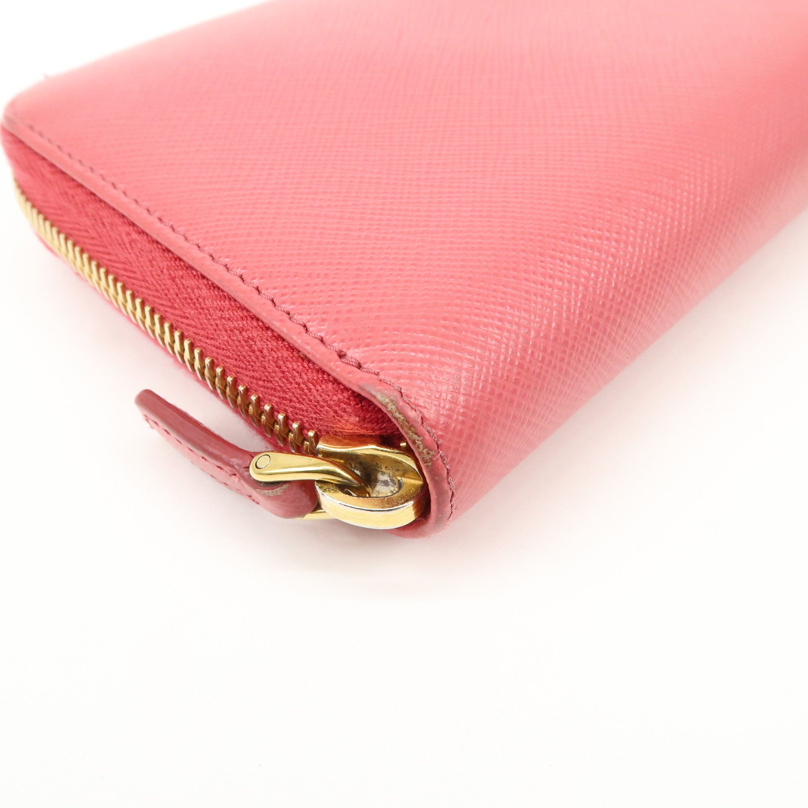 PRADA Logo Saffiano Leather Round Zippy Long Wallet Pink 1M0506