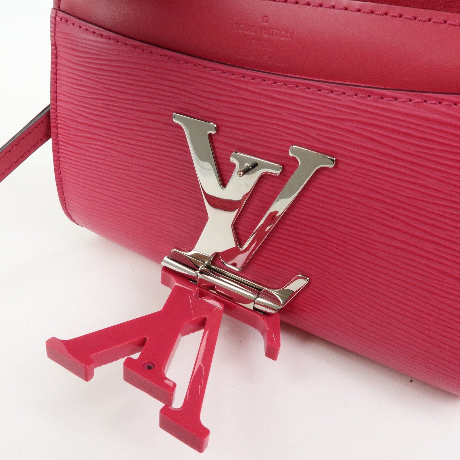 Louis Vuitton Epi Pochette Louise PM 2WAY Bag Pivoine M42082