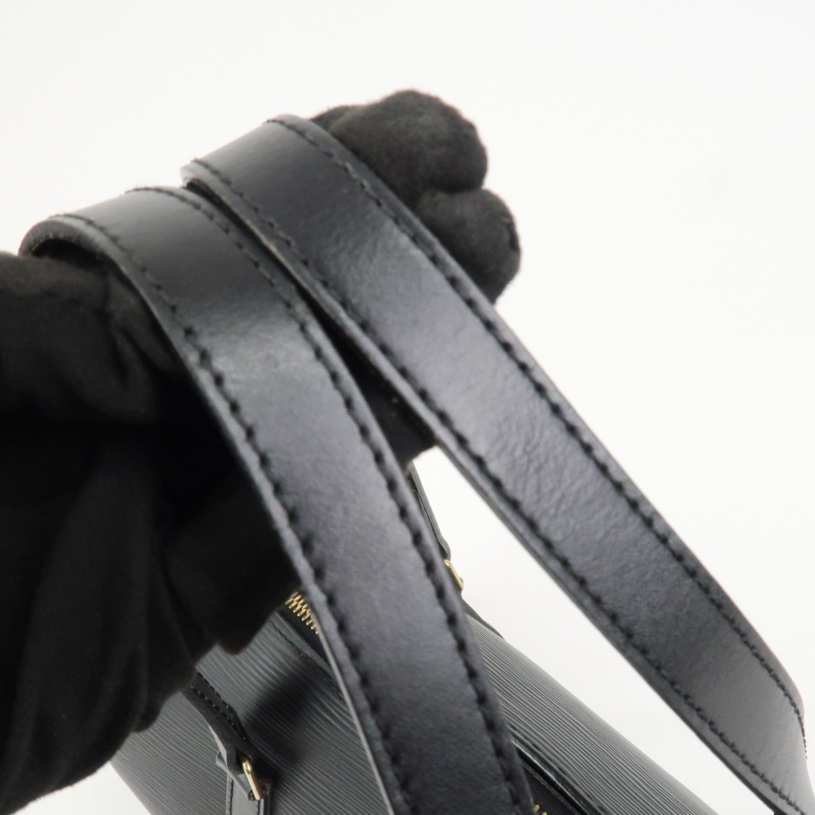Louis Vuitton Epi Soufflot Shoulder Bag Hand Bag Noir M52222